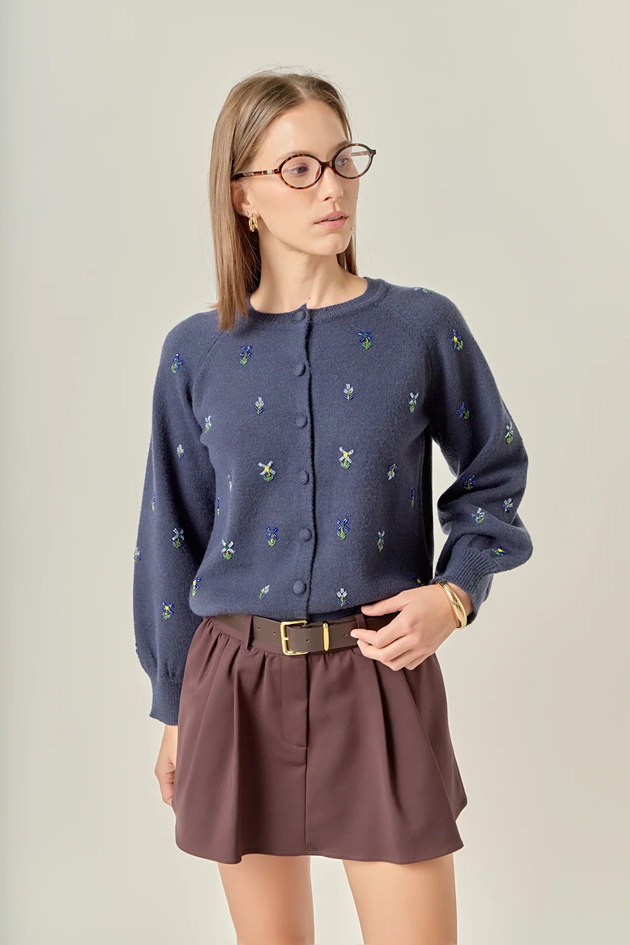 Beads Floral Round Neck Cardigan - Image 5