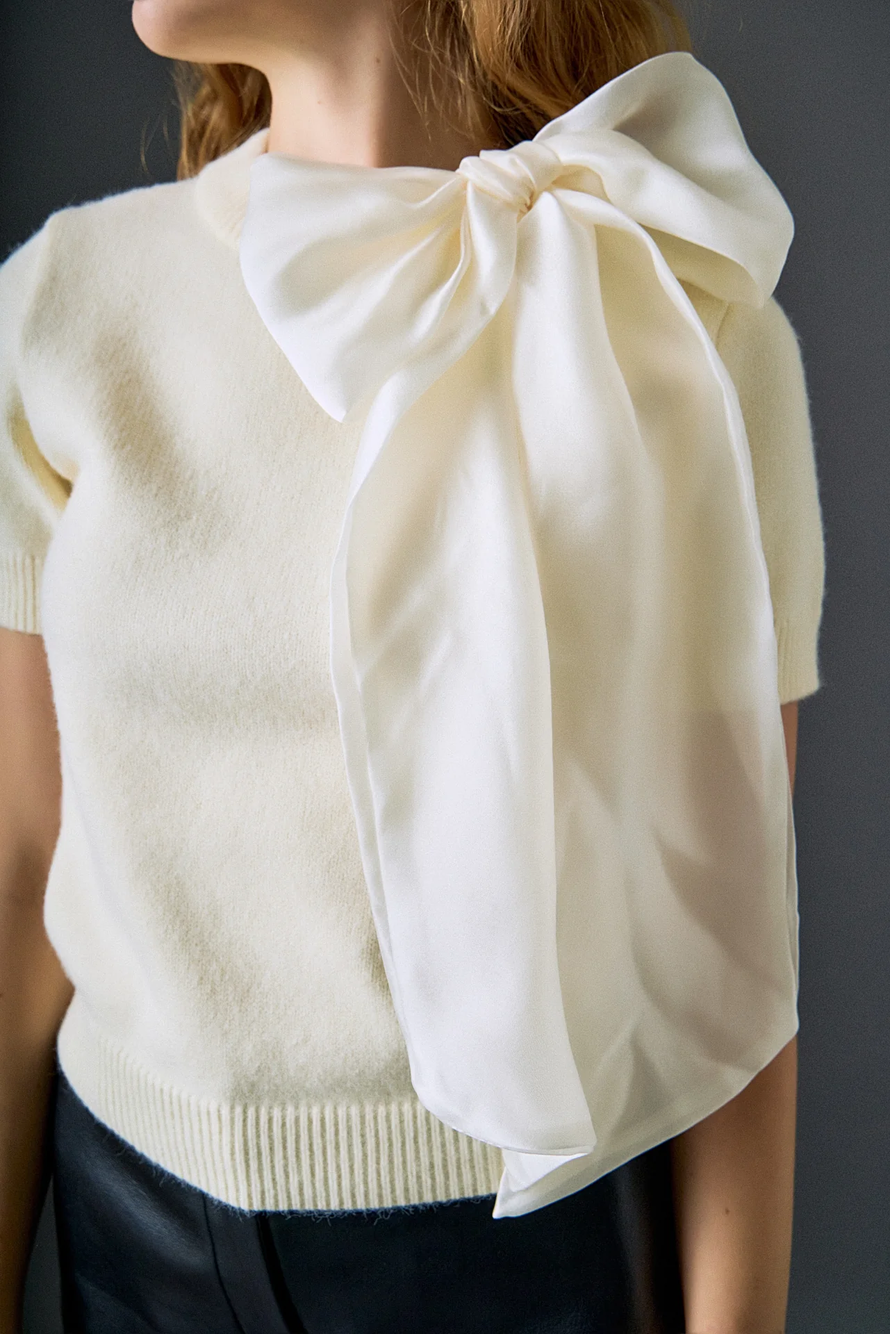 Bow Accent Puff Sleeve Knit Top - Image 3