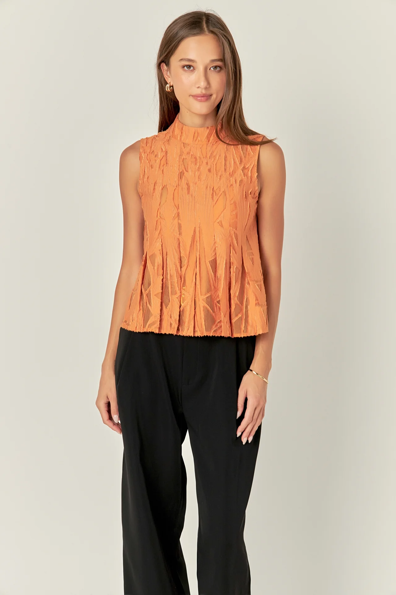 Burnout Pleated sleeveless Top - Image 5
