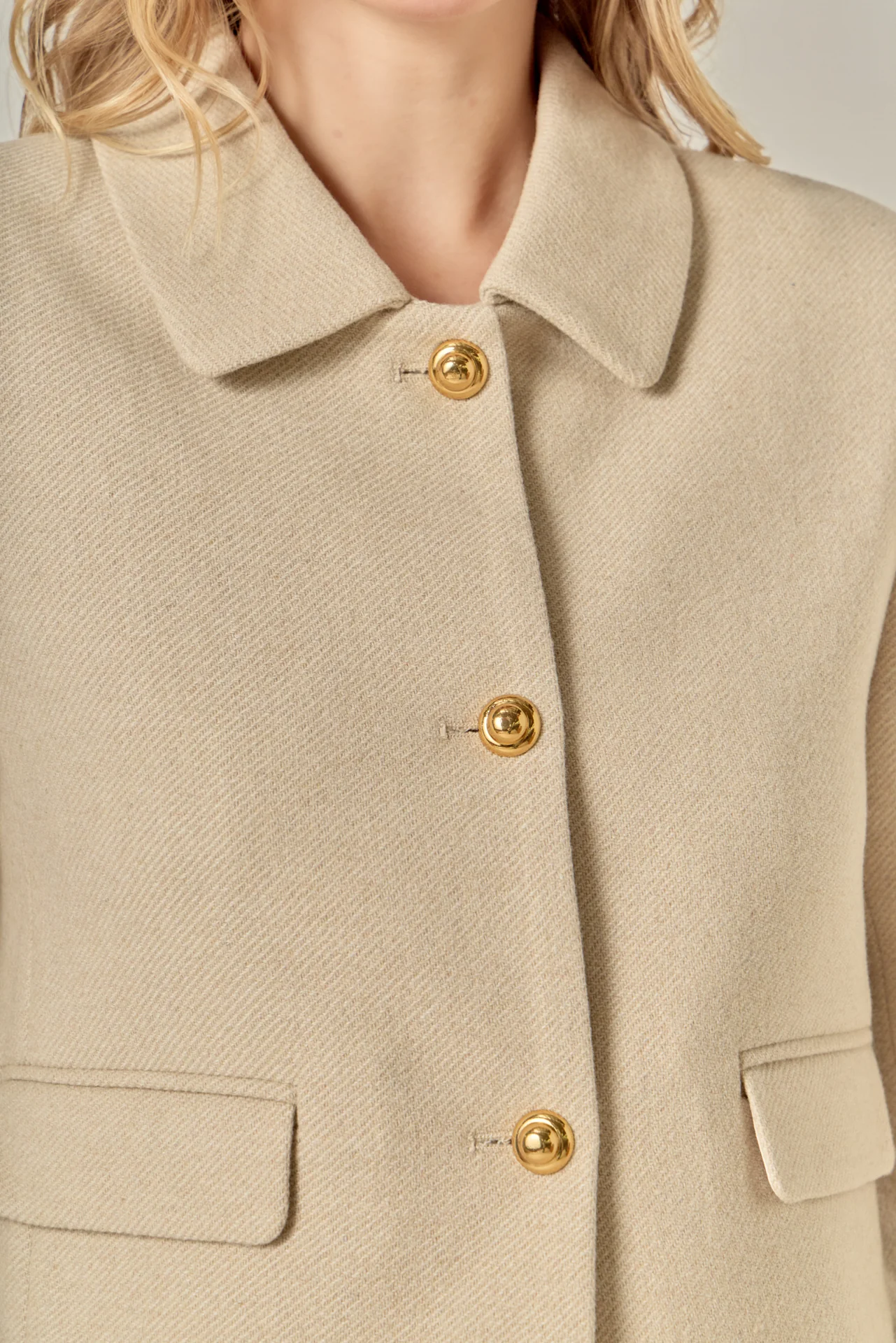 Buttoned Cropped Jacket - Image 2