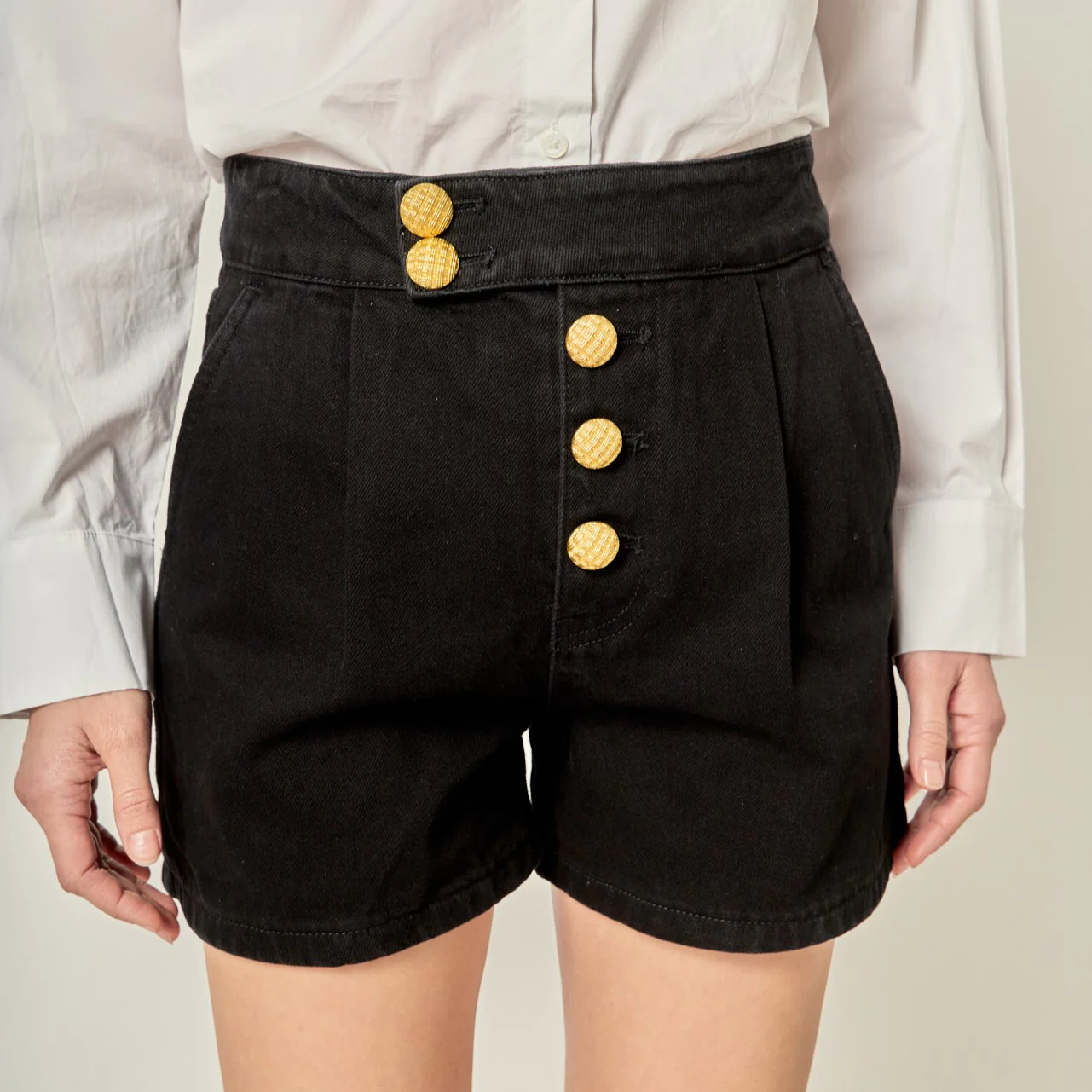 Buttoned Denim Shorts - Image 10