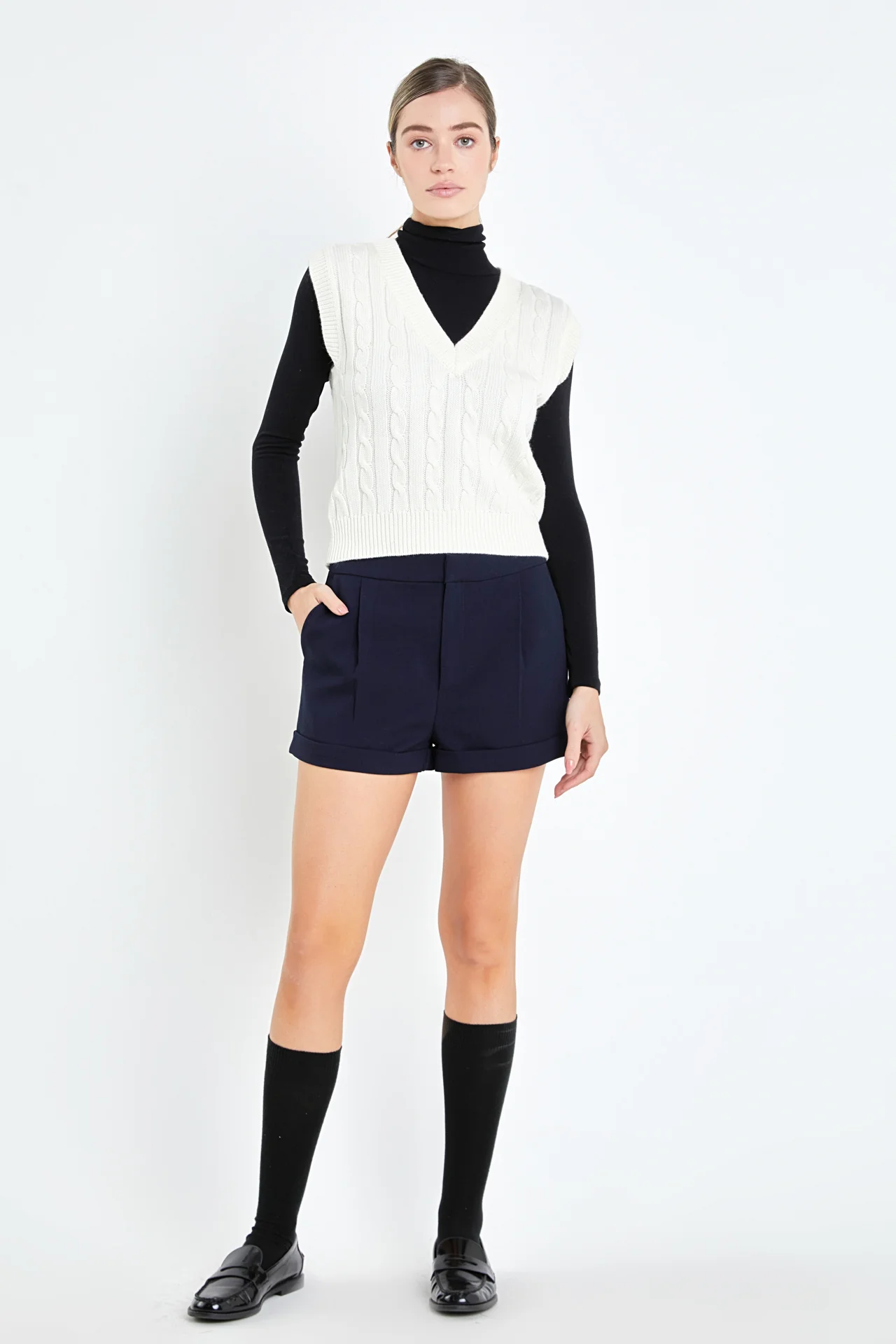 Cable Knit Chunky Vest - Image 16