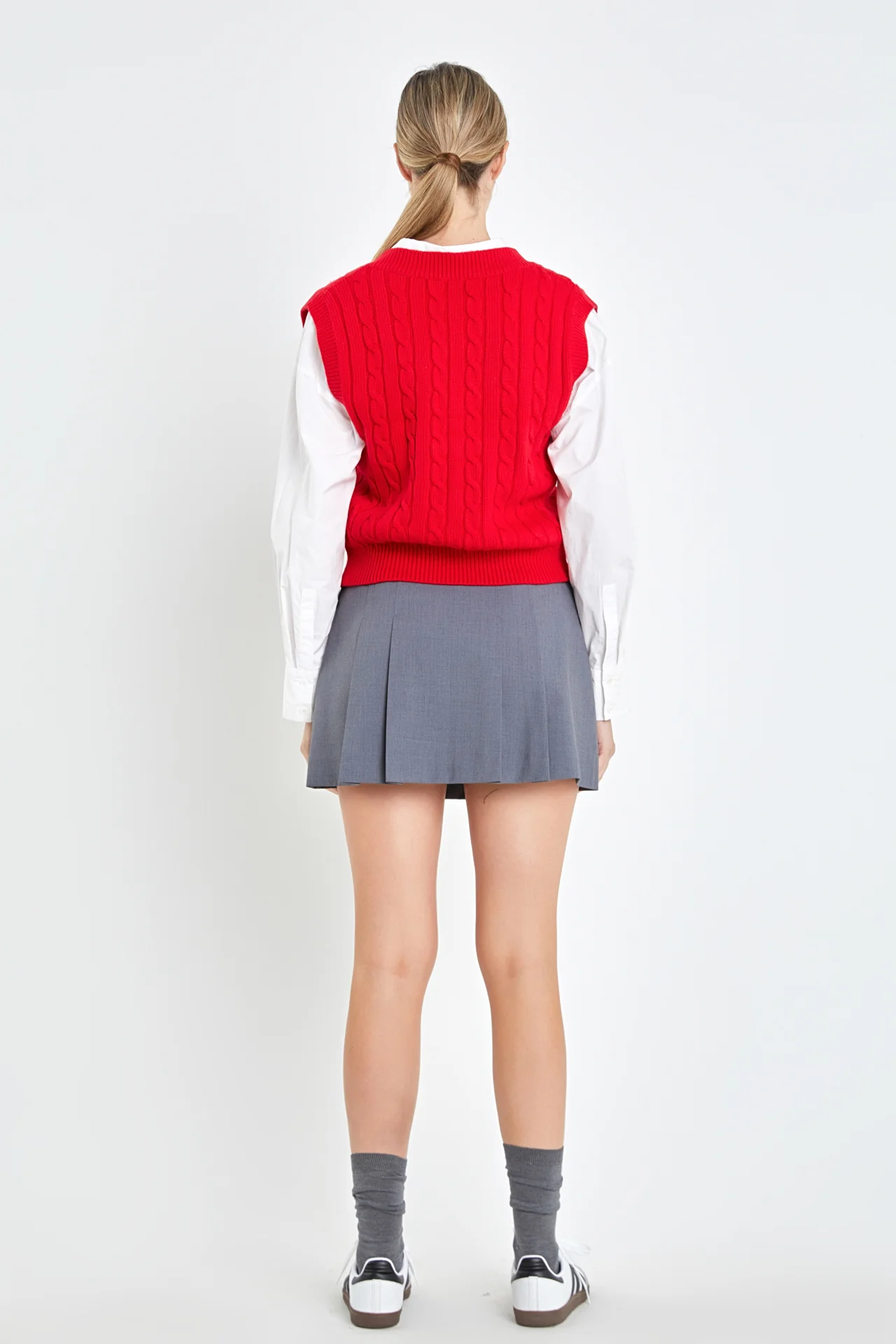 Cable Knit Chunky Vest - Image 24