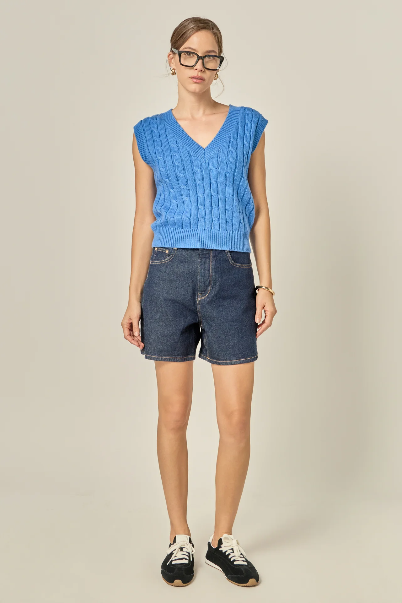Cable Knit Chunky Vest - Image 3