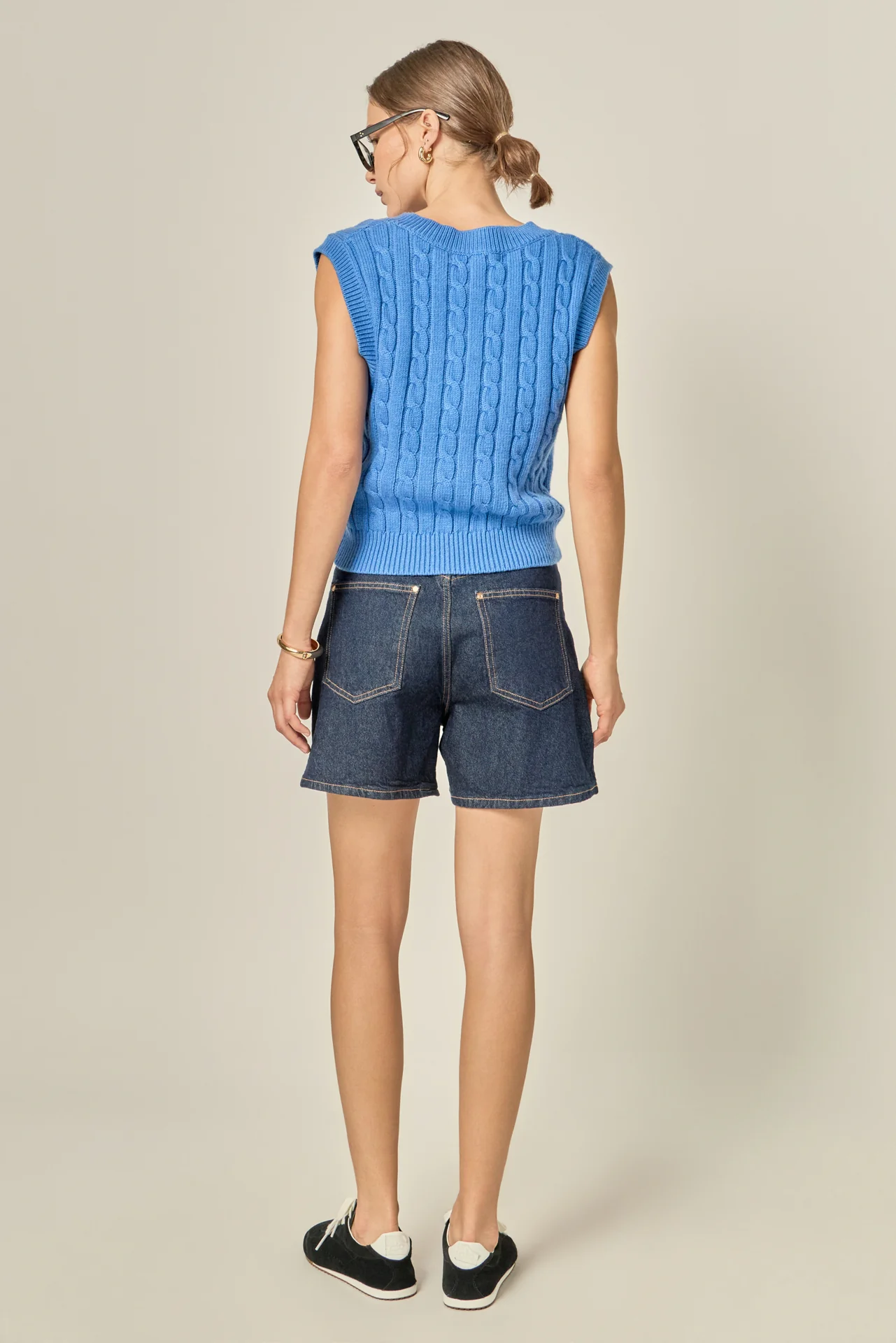 Cable Knit Chunky Vest - Image 4