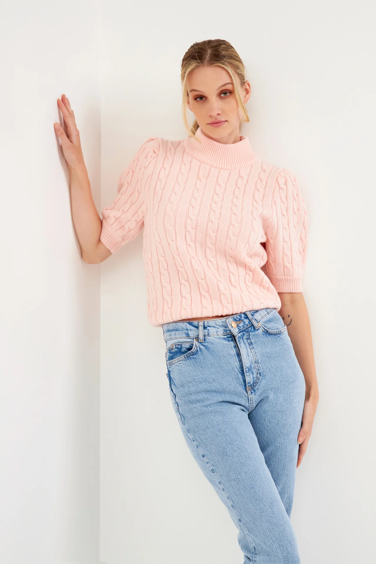 Short-Sleeve Cable-Knit Sweater - Image 15