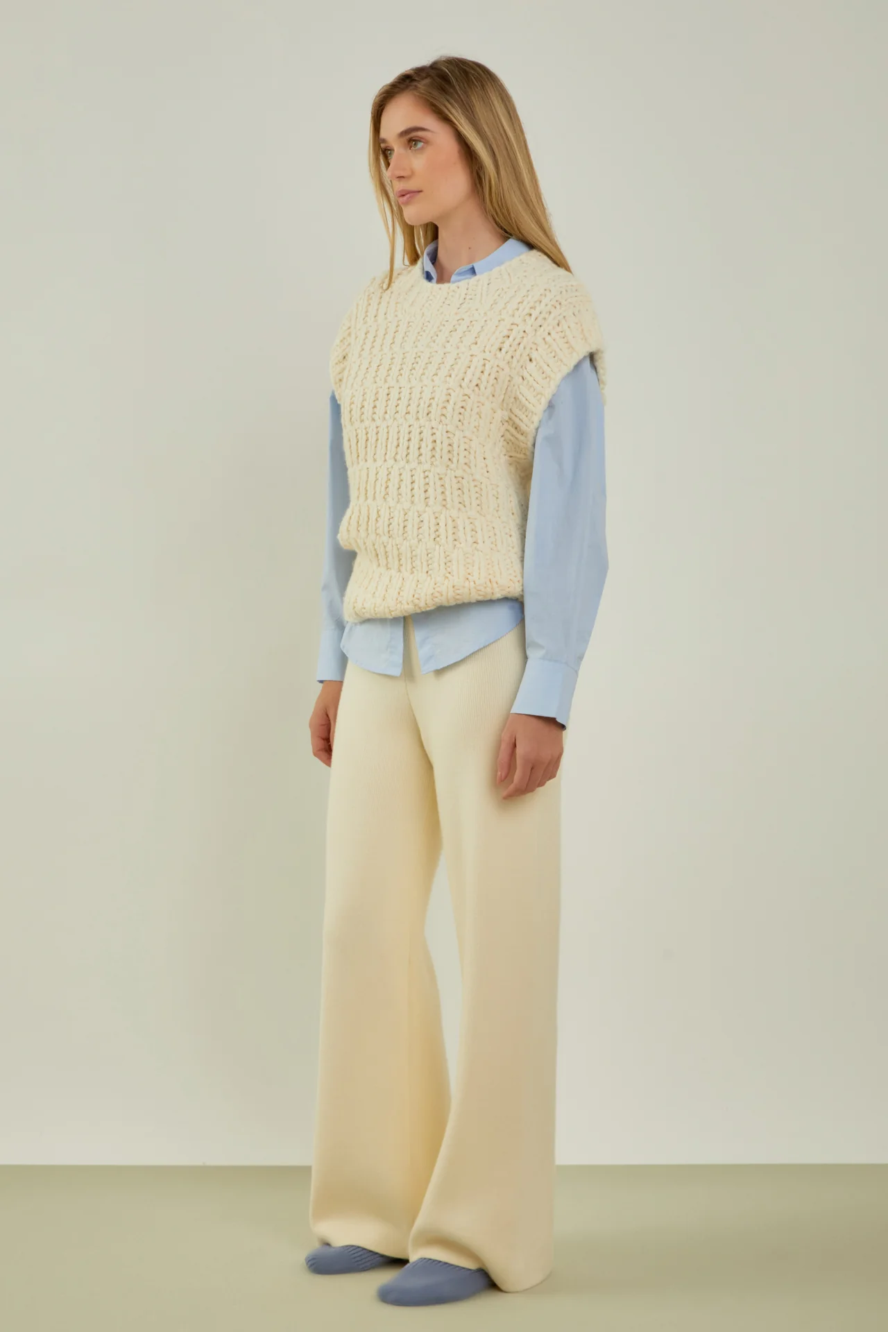 Chunky Knit Sweater Vest - Image 39