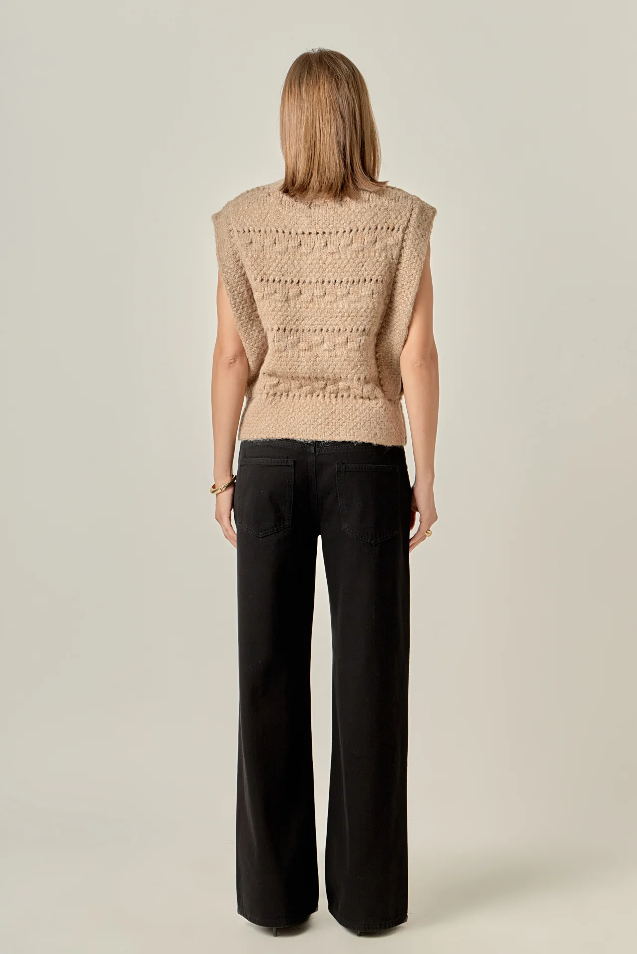 Chunky Textured Knit Vest - Image 4