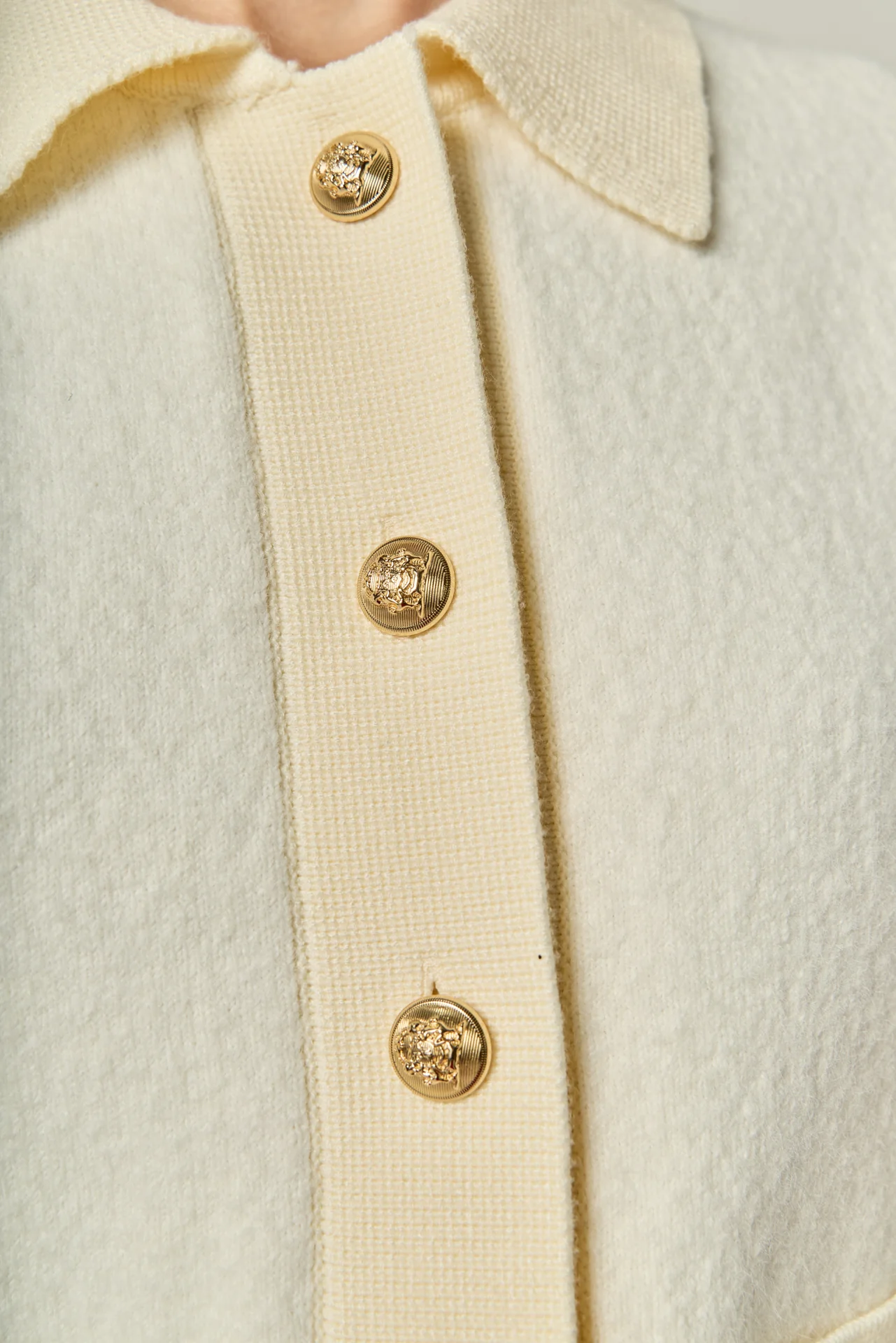Contrast Placket Cardigan - Image 3