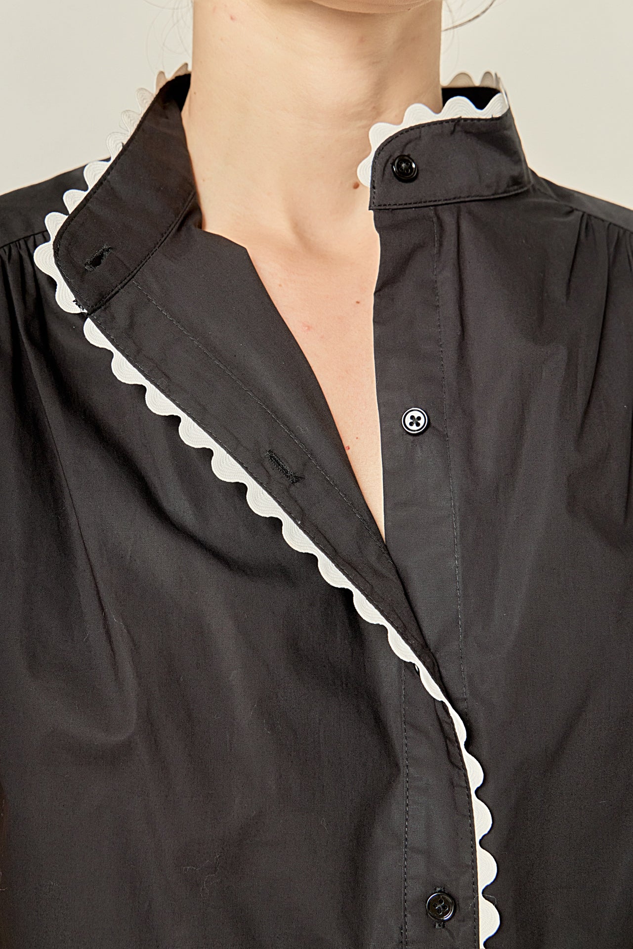 Scallop Trim Ric Rac Blouse - Image 3