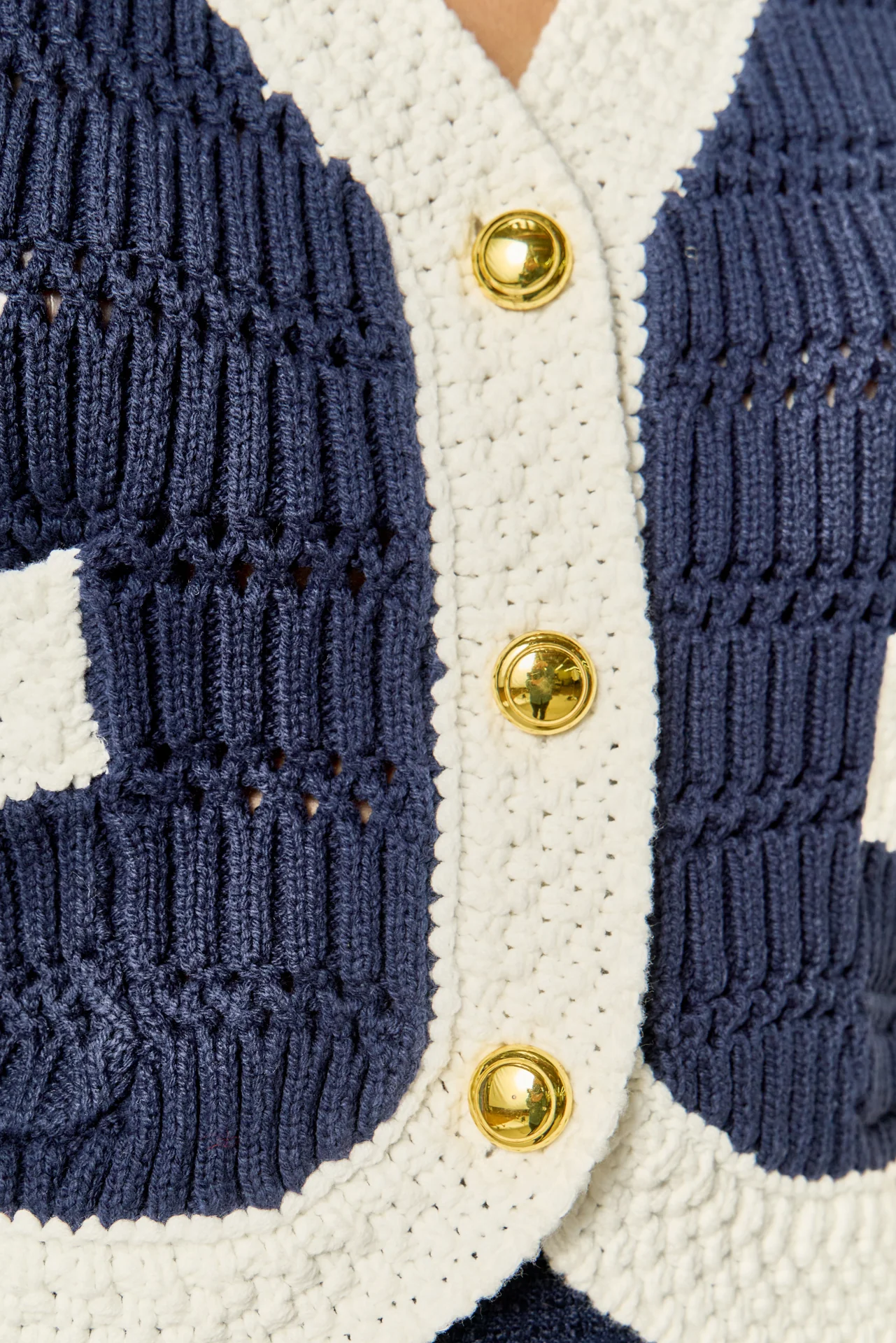 Contrast Sleeveless Knit Top - Image 3