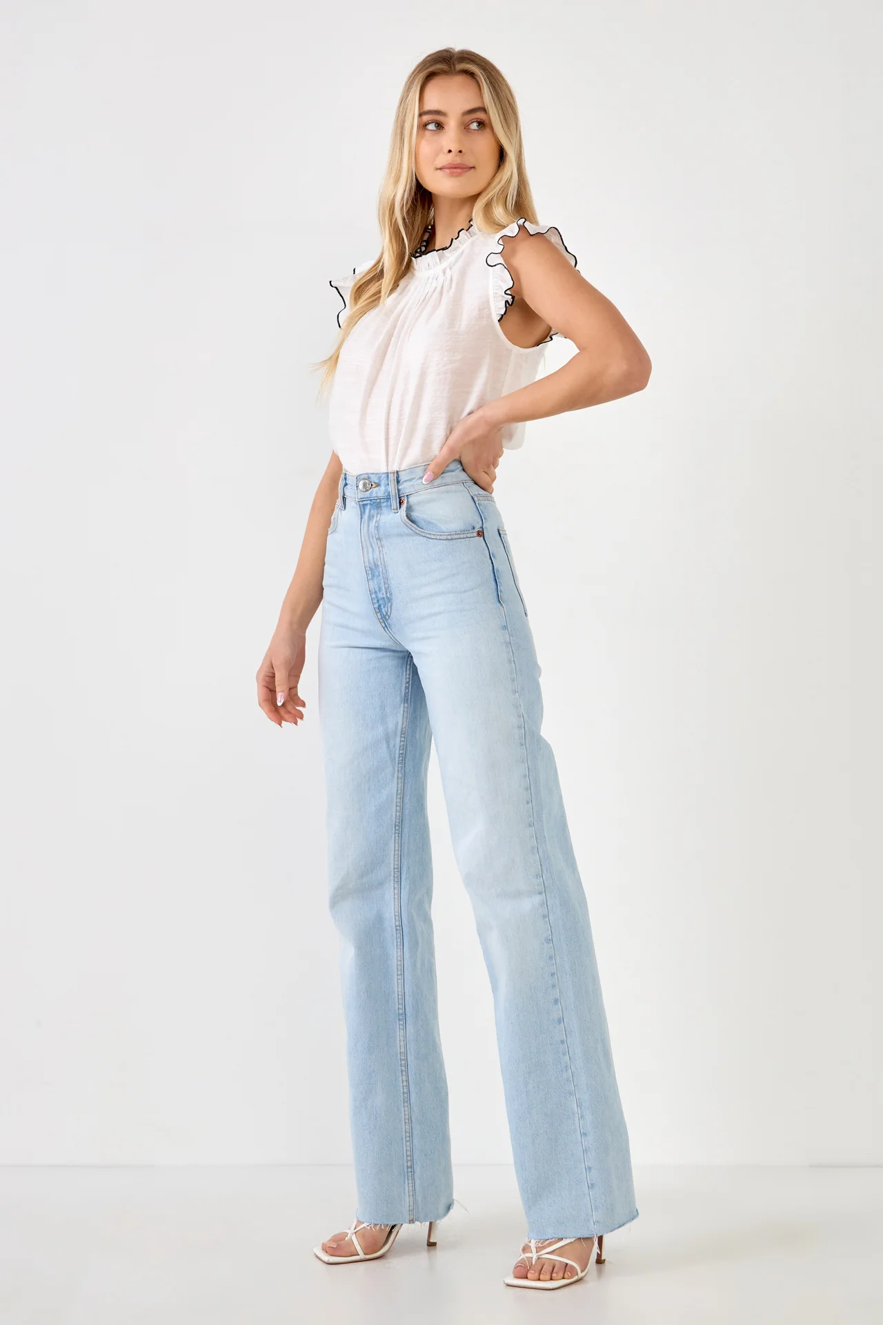 Contrast Stitch Sleeveless Top - Image 15
