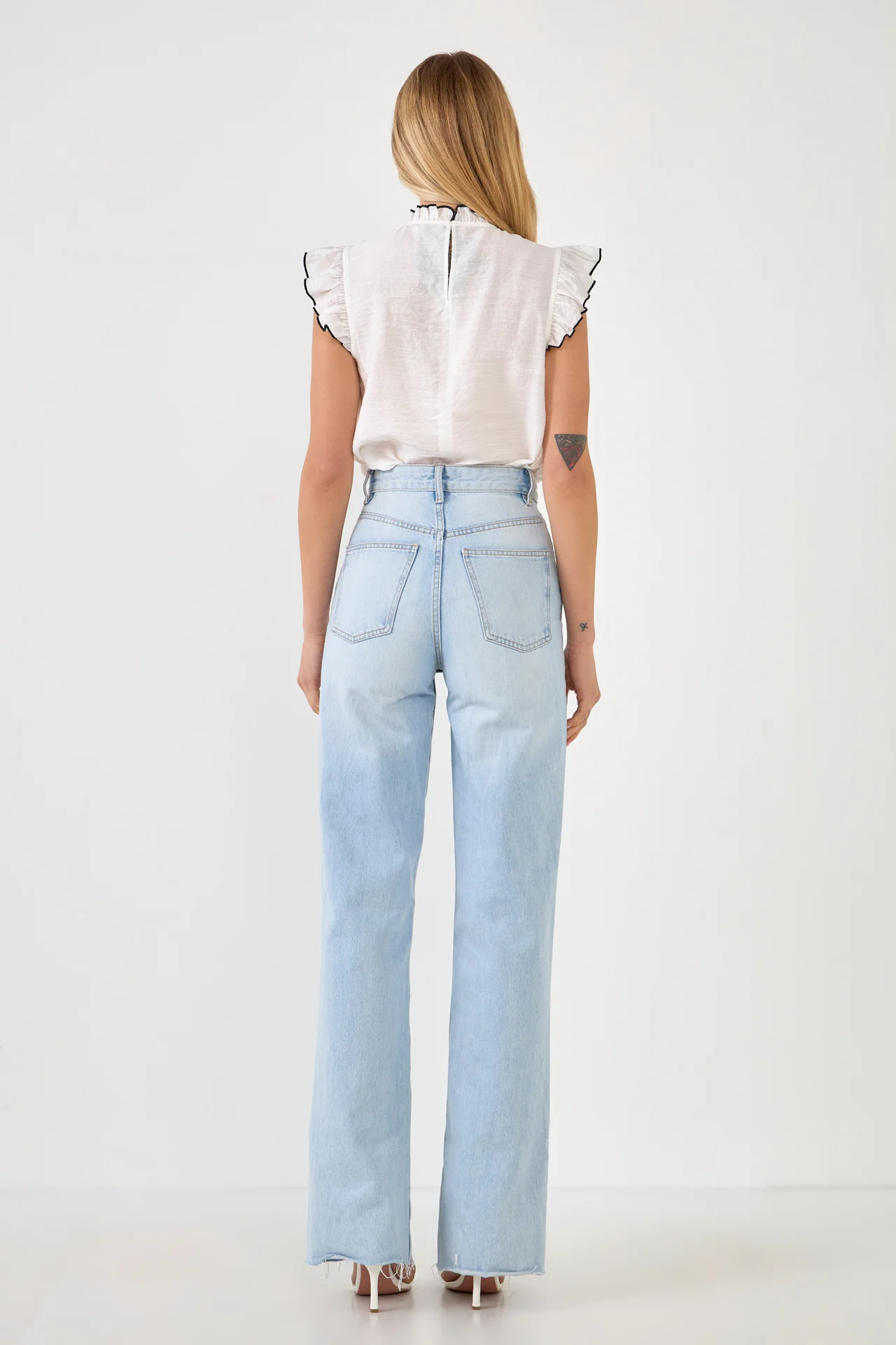 Contrast Stitch Sleeveless Top - Image 16