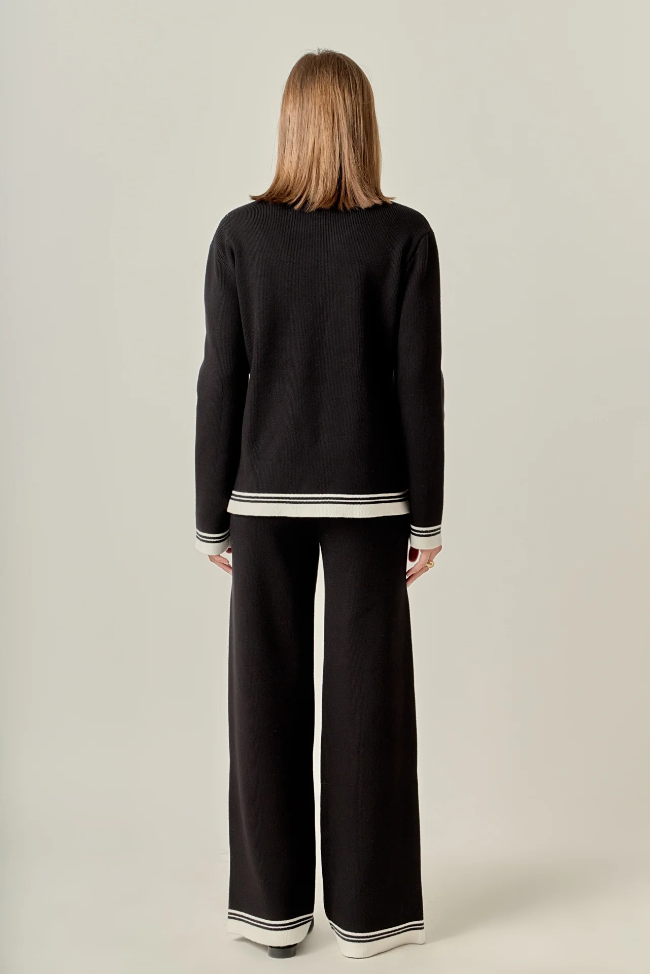 Contrast Stripe Detail Knit Pants - Image 10