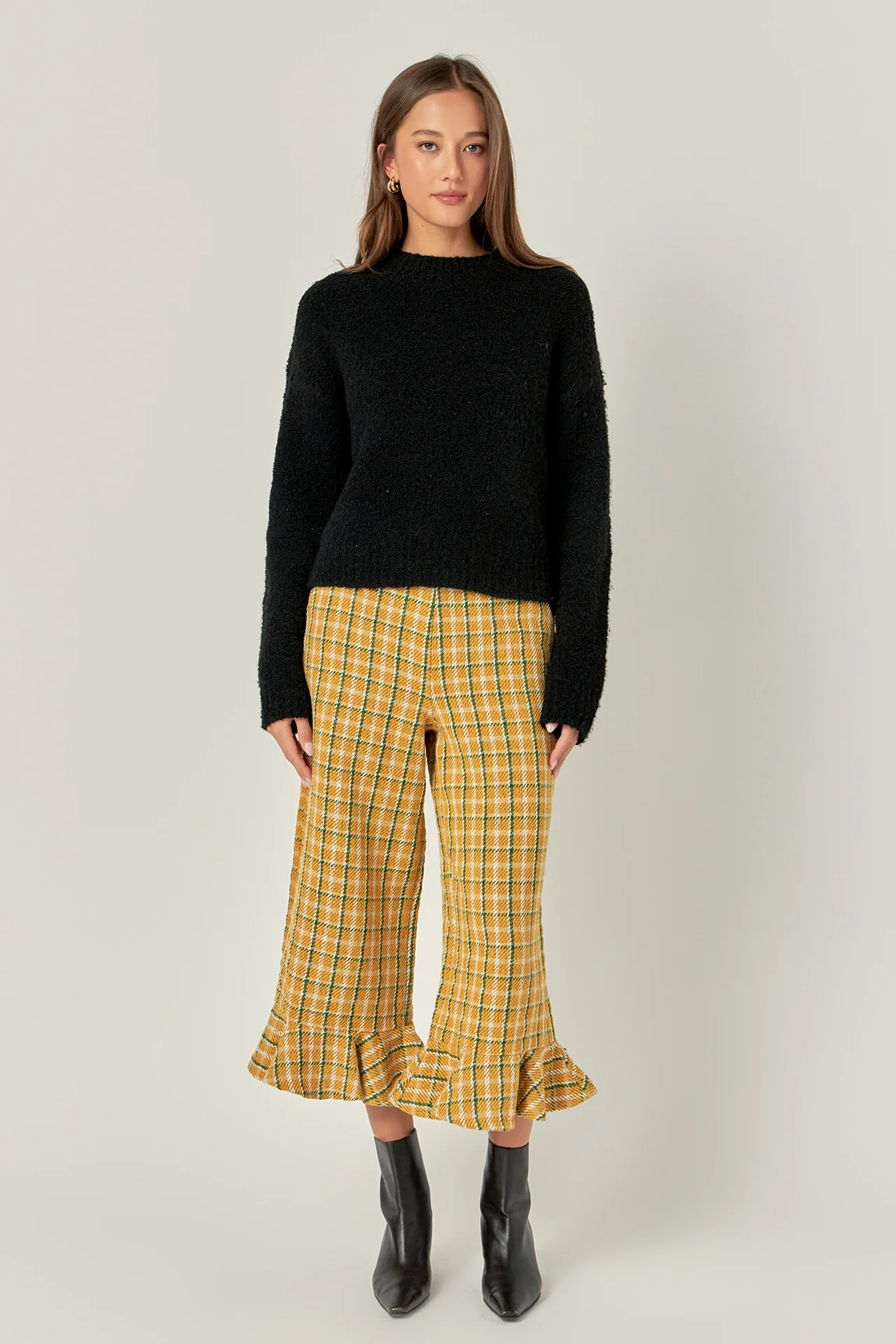 Cozy Roundneck Sweater - Image 43
