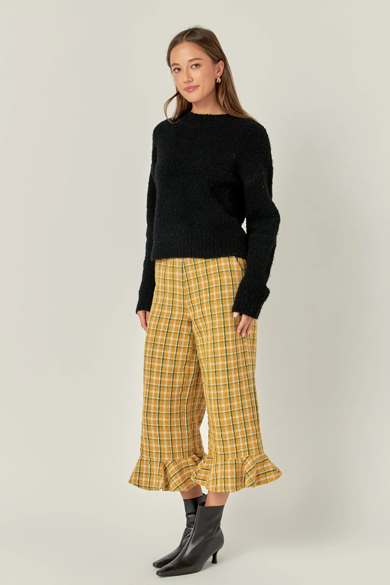 Cozy Roundneck Sweater - Image 45