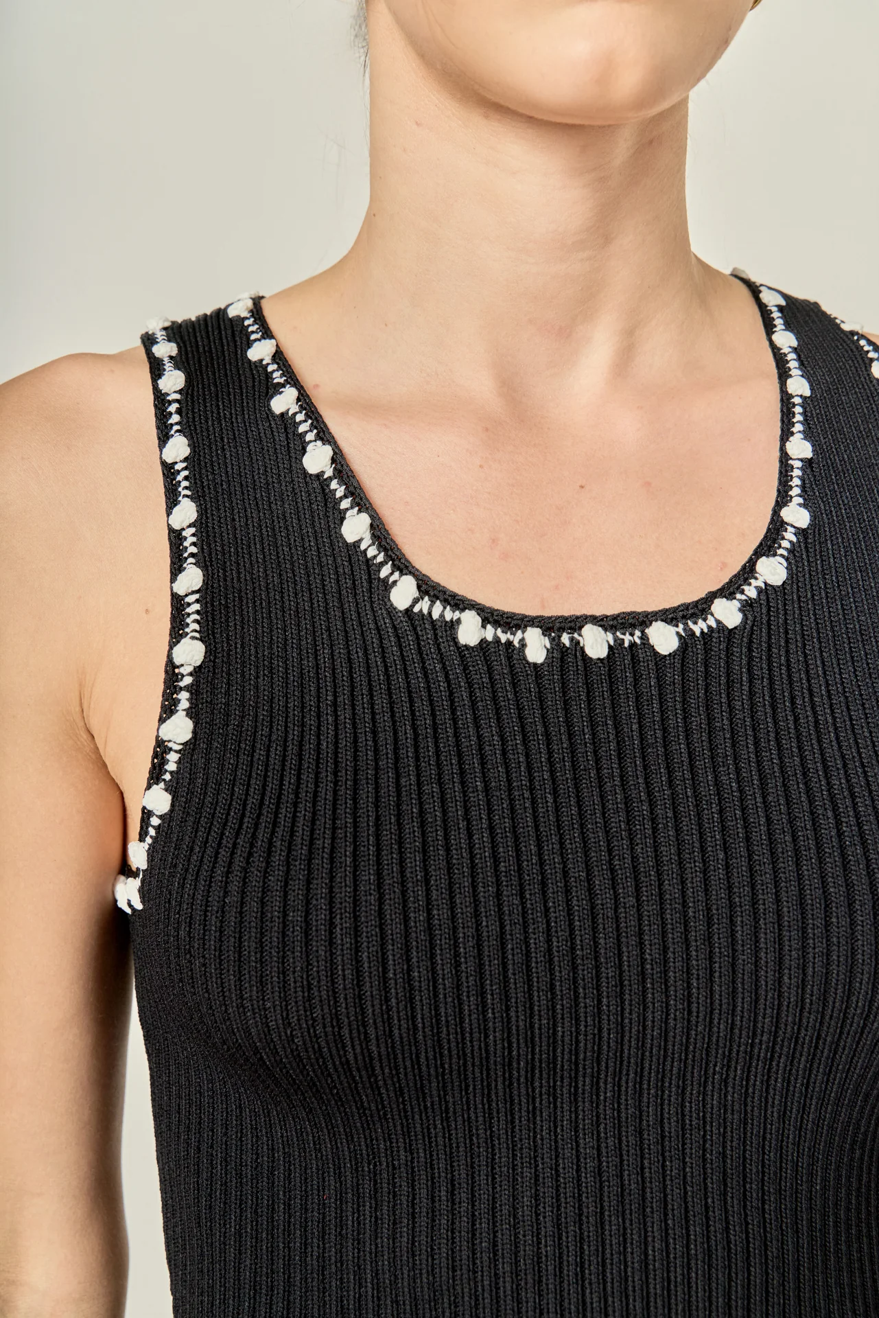 Crochet Sleeveless Top - Image 3
