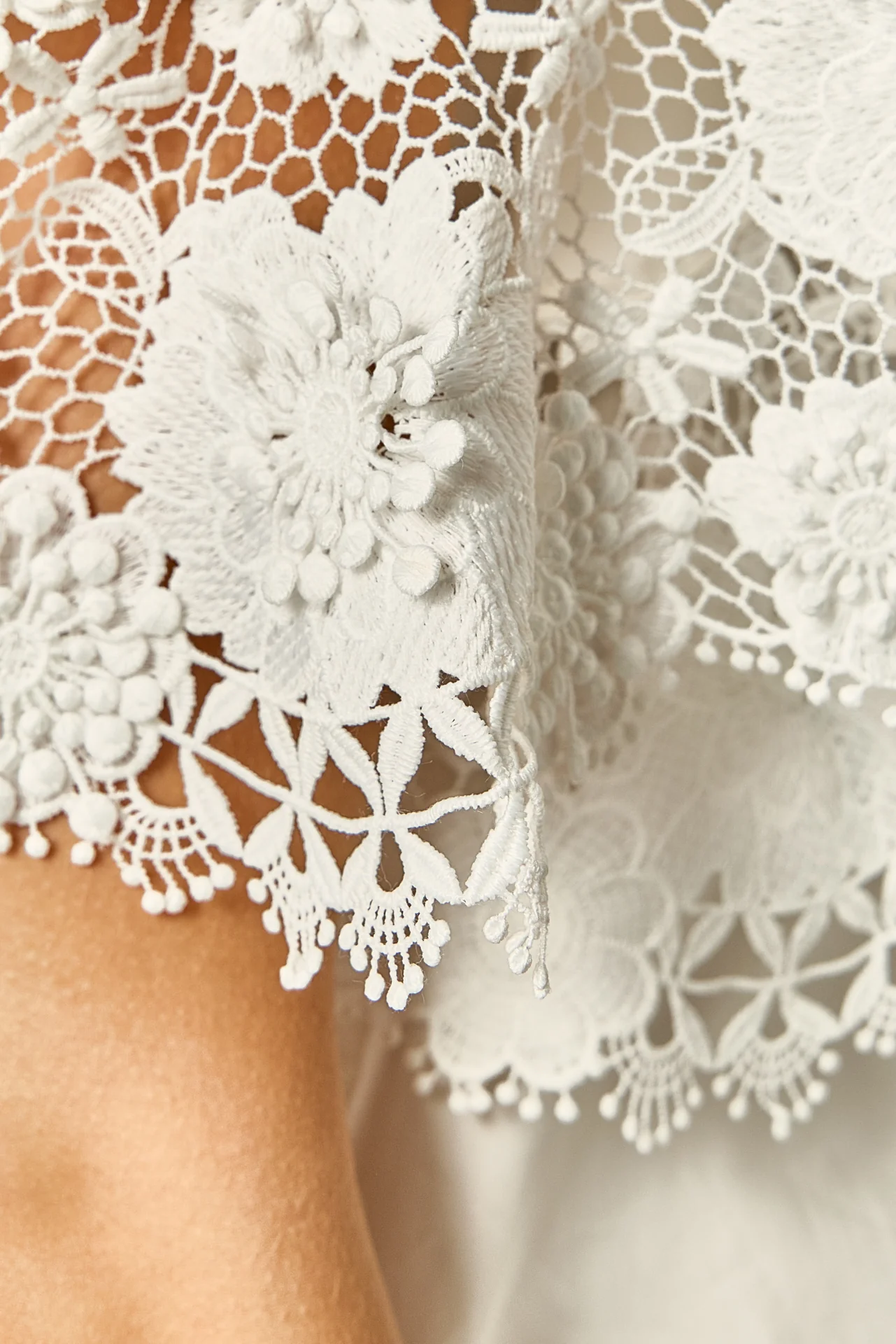 Crochet Lace Short Sleeve Top - Image 7