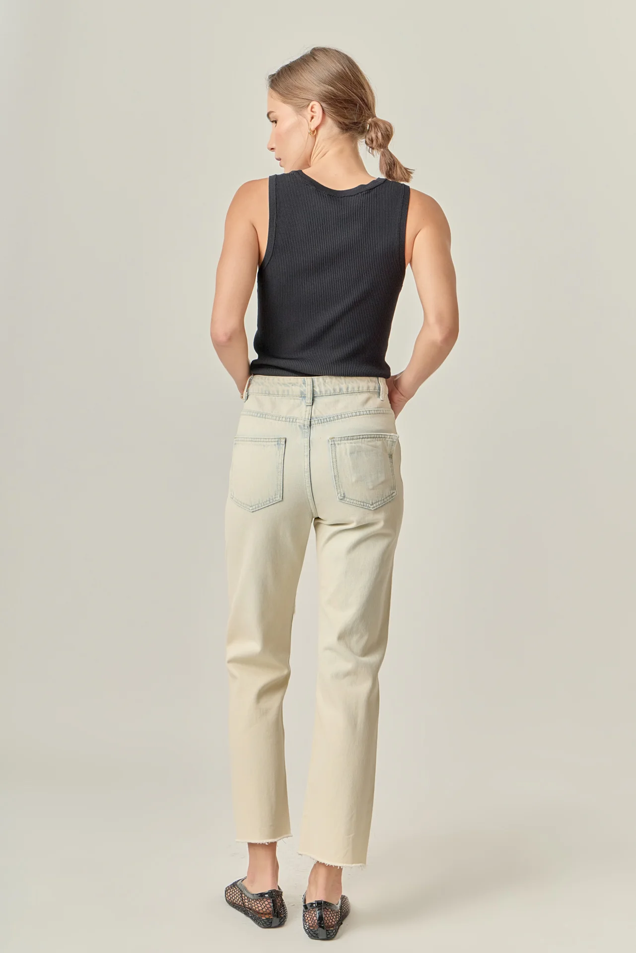 Destroyed Mom Jeans - Image 4