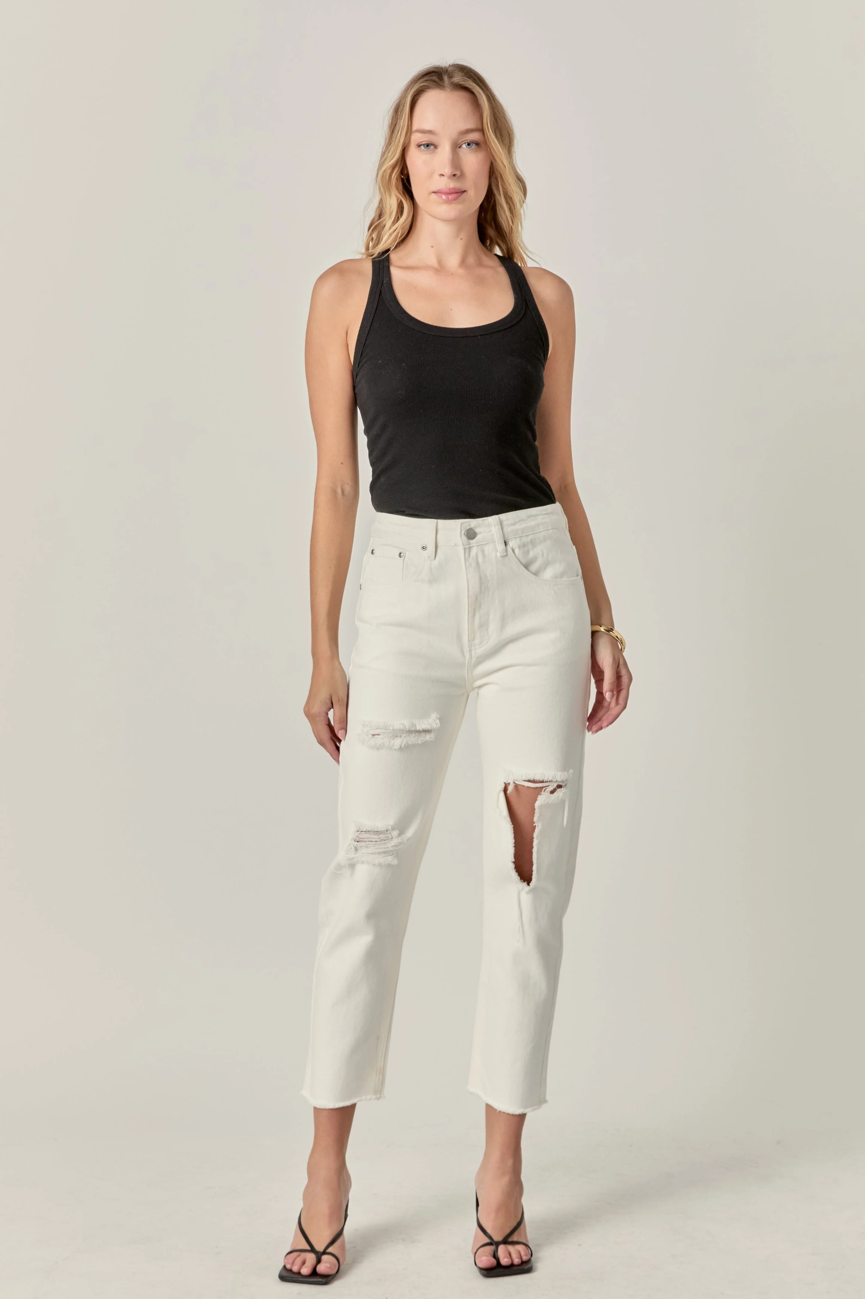 Destroyed Mom Jeans - Image 6
