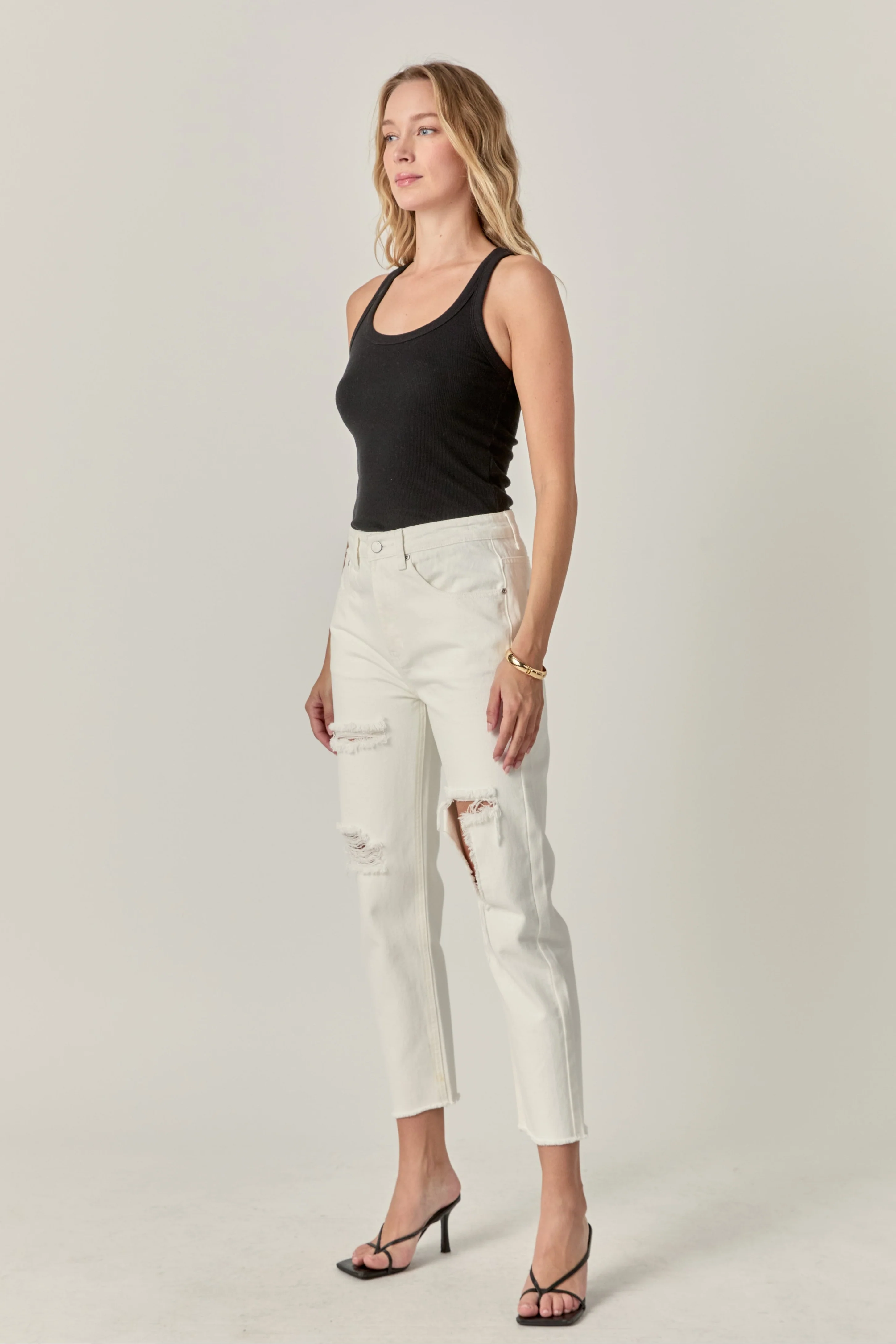 Destroyed Mom Jeans - Image 8