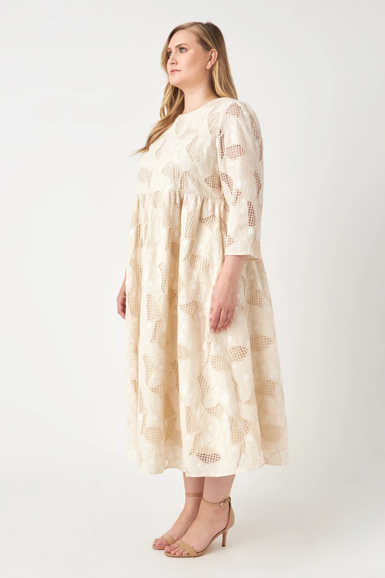 Embroidered Lace Midi Dress - Image 3