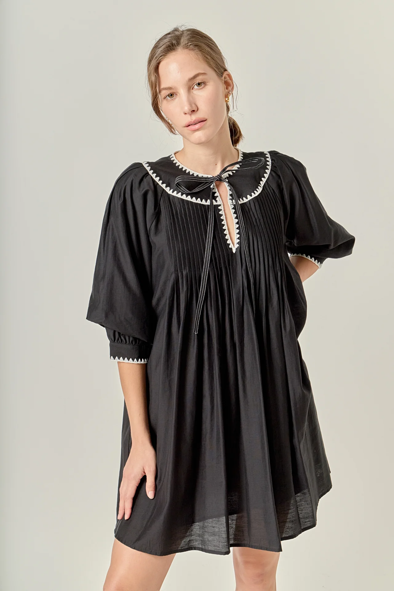 Embroidery Bow Detailed Mini Dress - Image 5