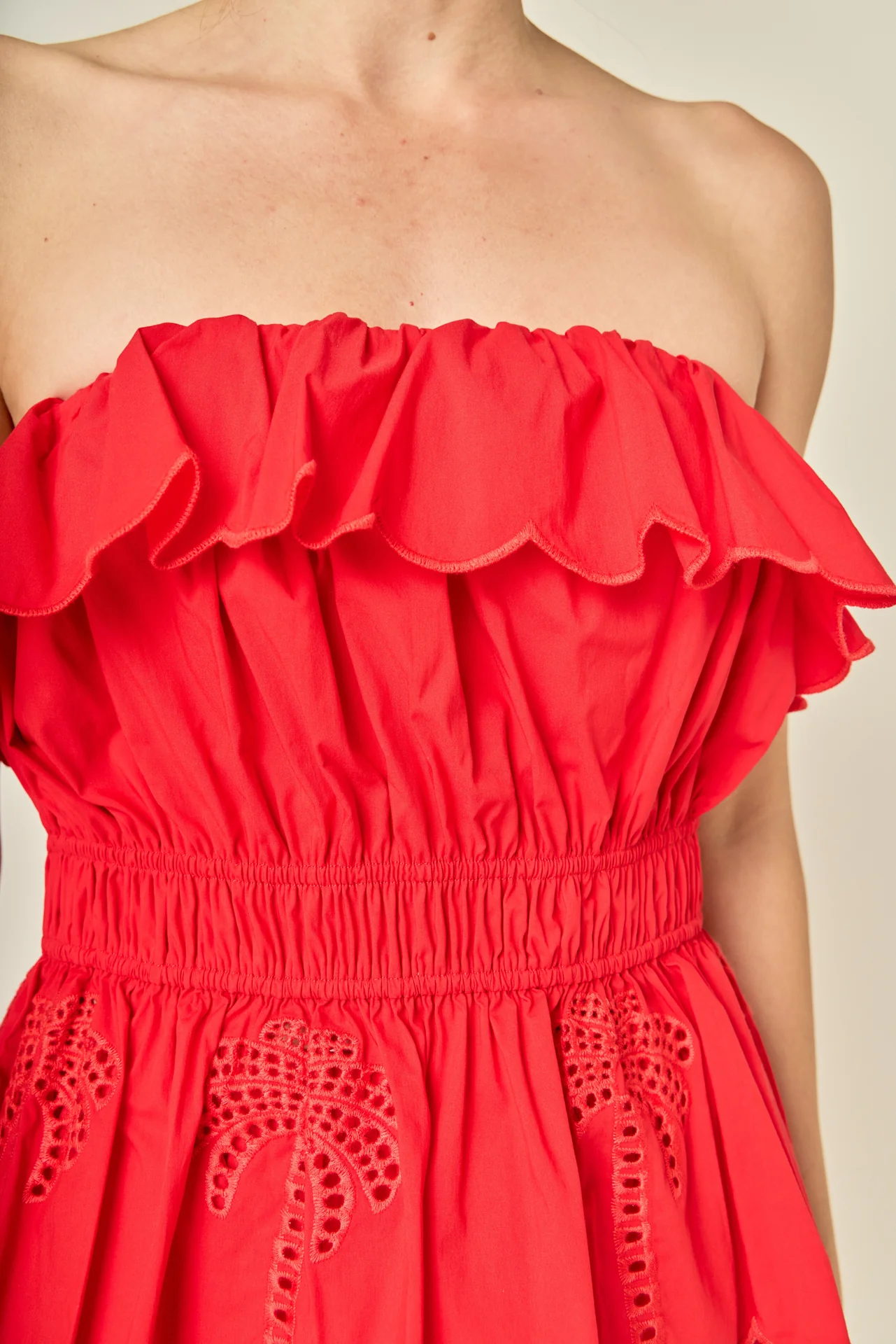 Sweet Scallop Strapless Top - Image 3