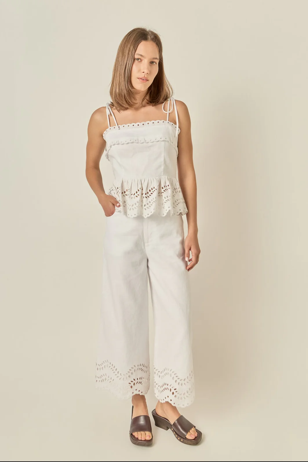 Eyelet Trim Linen Wide-Leg Pants - Image 11