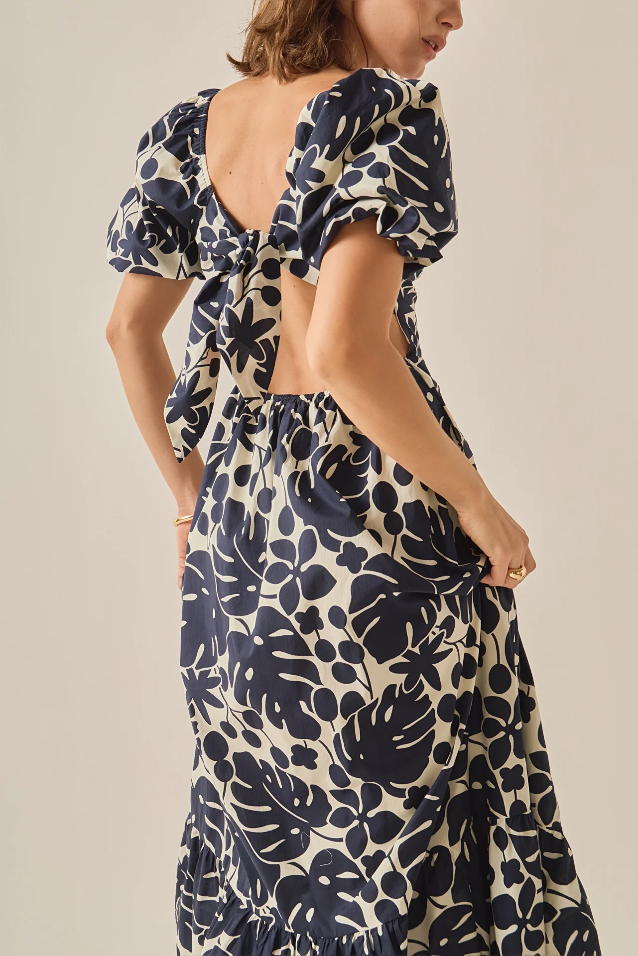 Noir Flora Dress - Image 2
