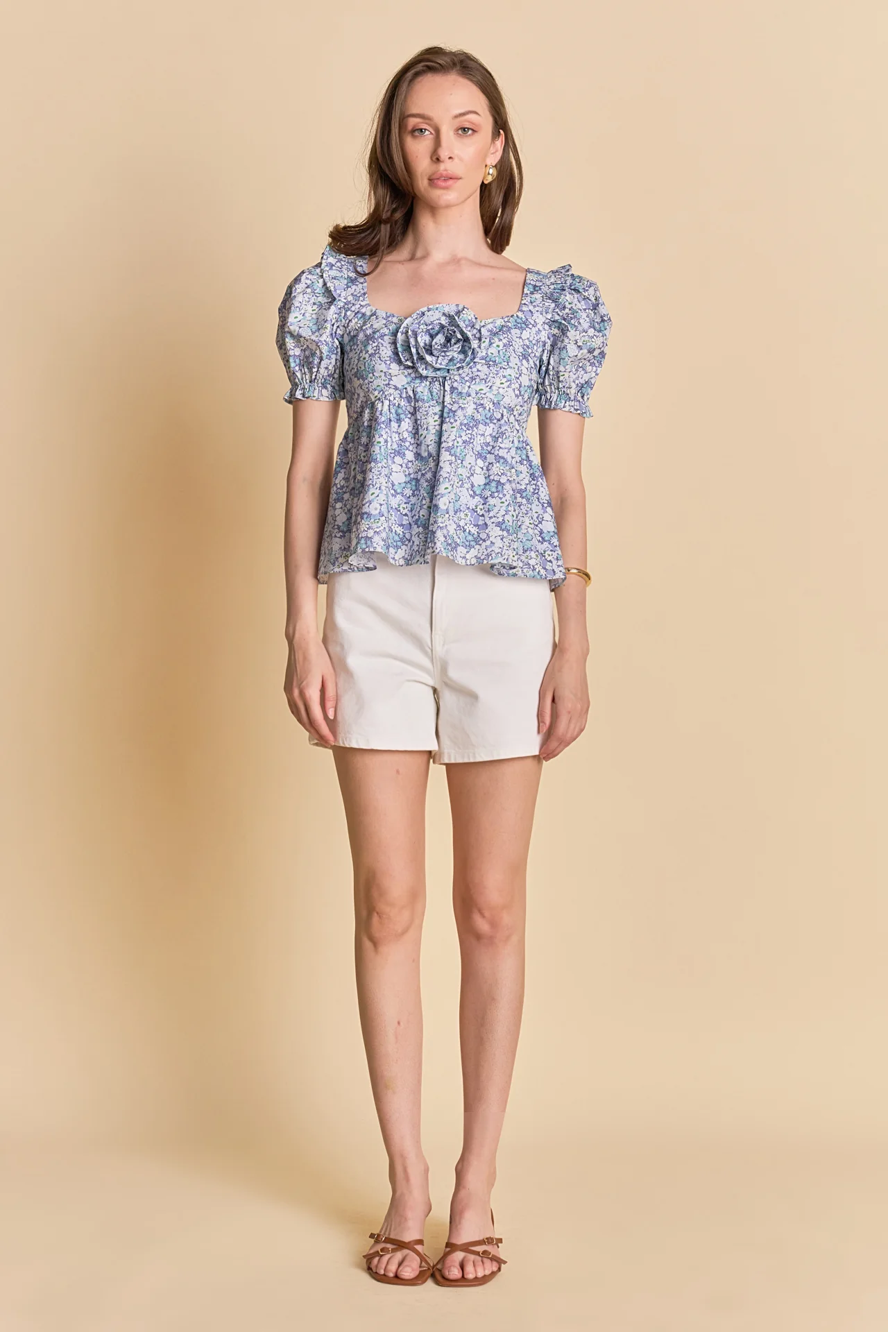 Floral Print Top With Flower - Image 6