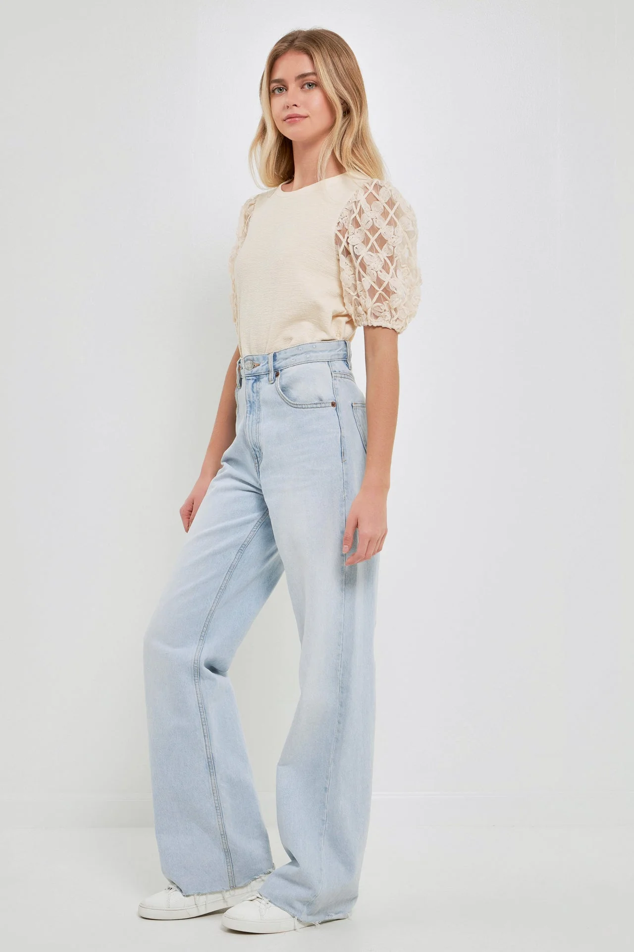 Floral Texture Sleeve Top - Image 10