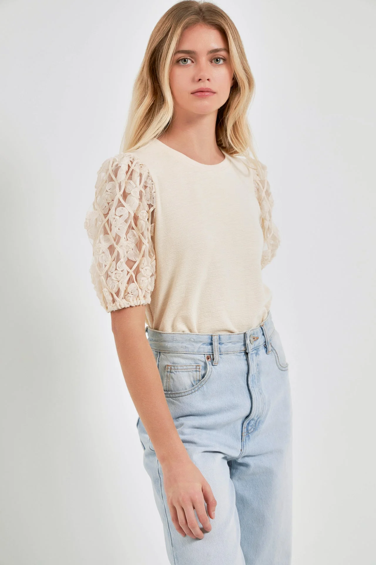 Floral Texture Sleeve Top - Image 12
