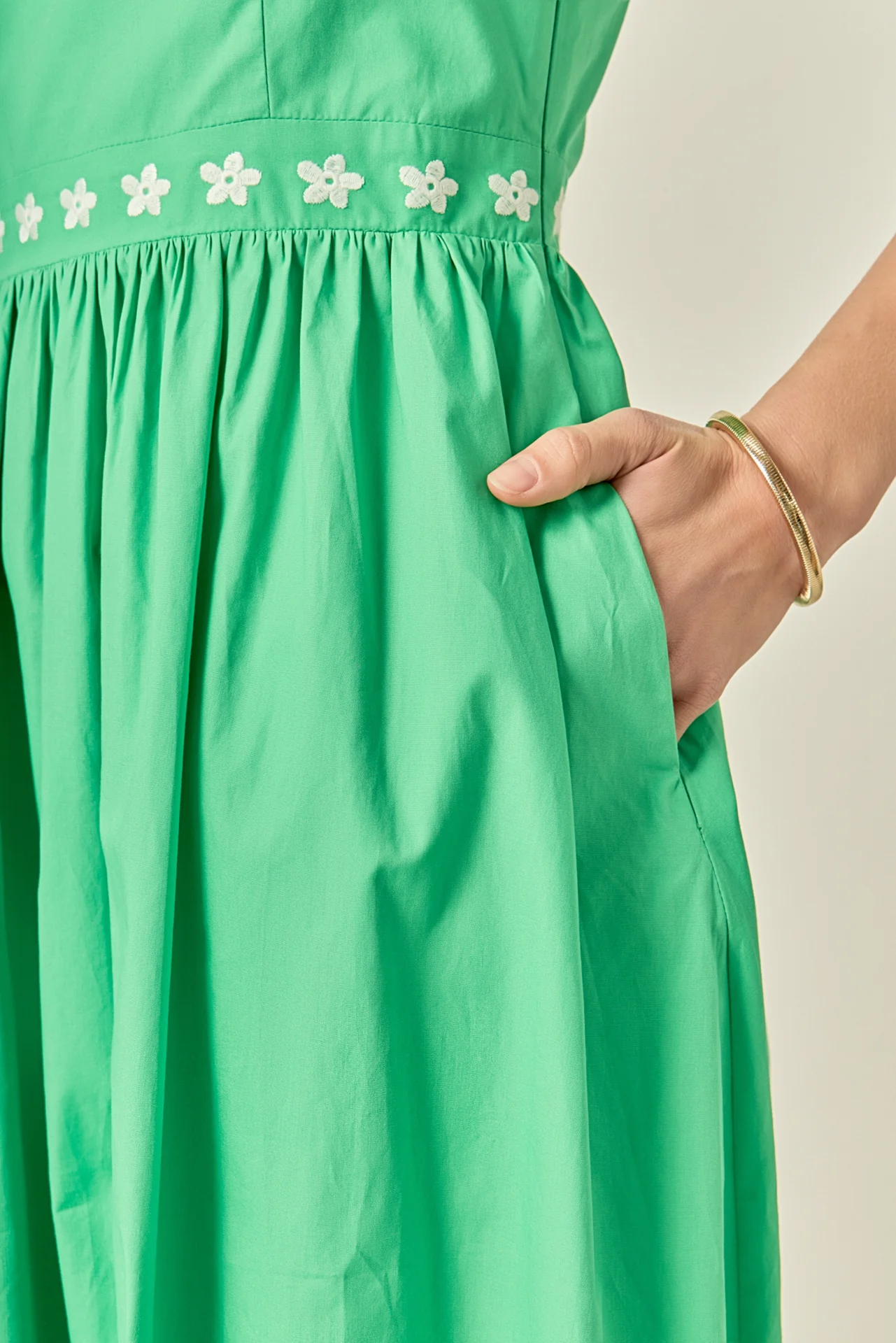 Petal Ruffle Midi Dress - Image 3