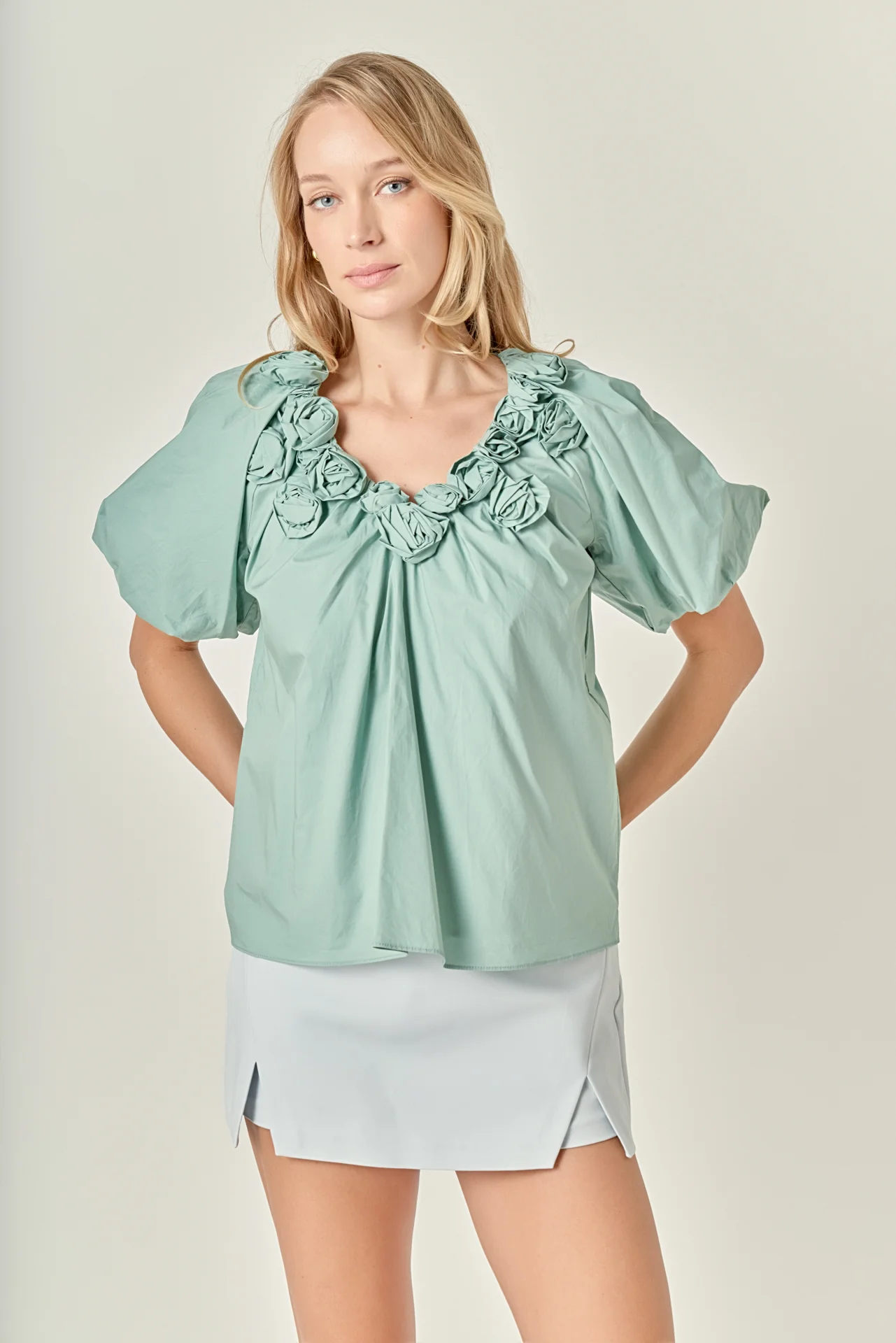 Flower Neckline Puff Sleeve Top - Image 5