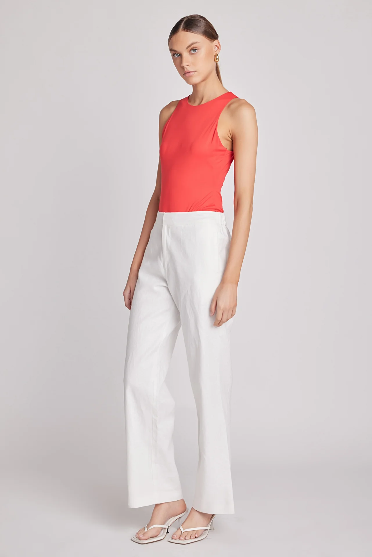 The Essential Linen Trouser - Image 3