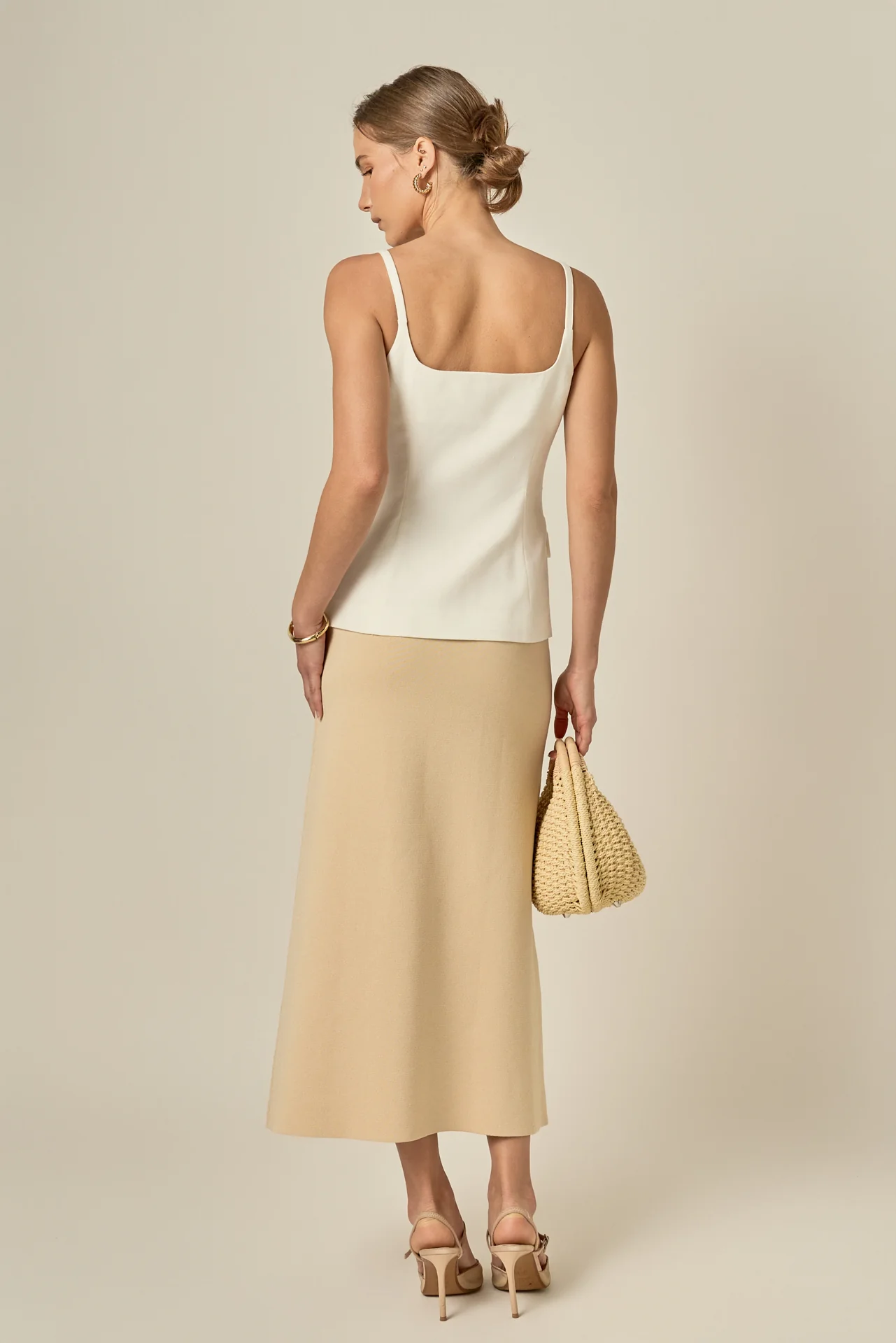Linen Sleeveless Vest - Image 5