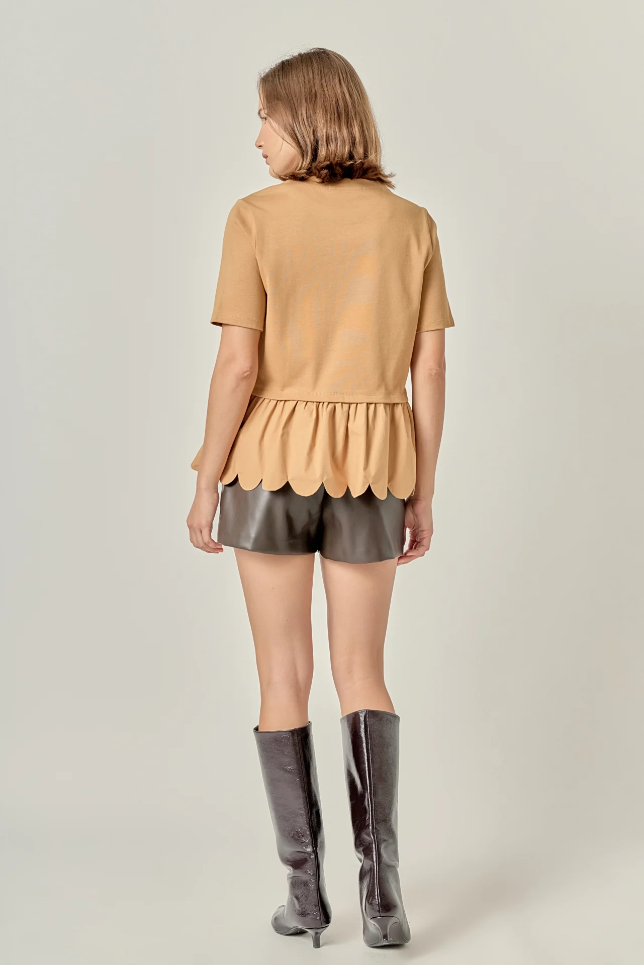 Mixed Media Scallop Detail T-shirt - Image 5