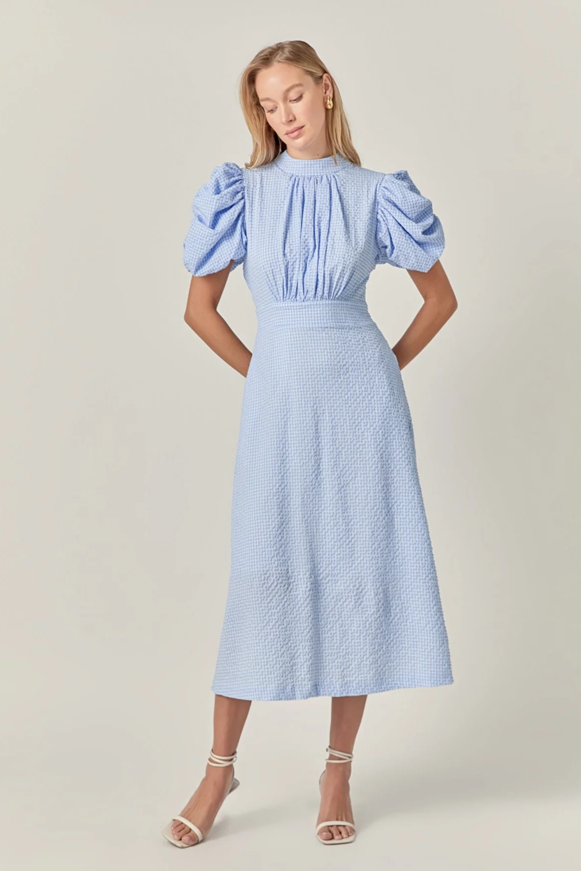 Gingham Charm Midi Dress - Image 5