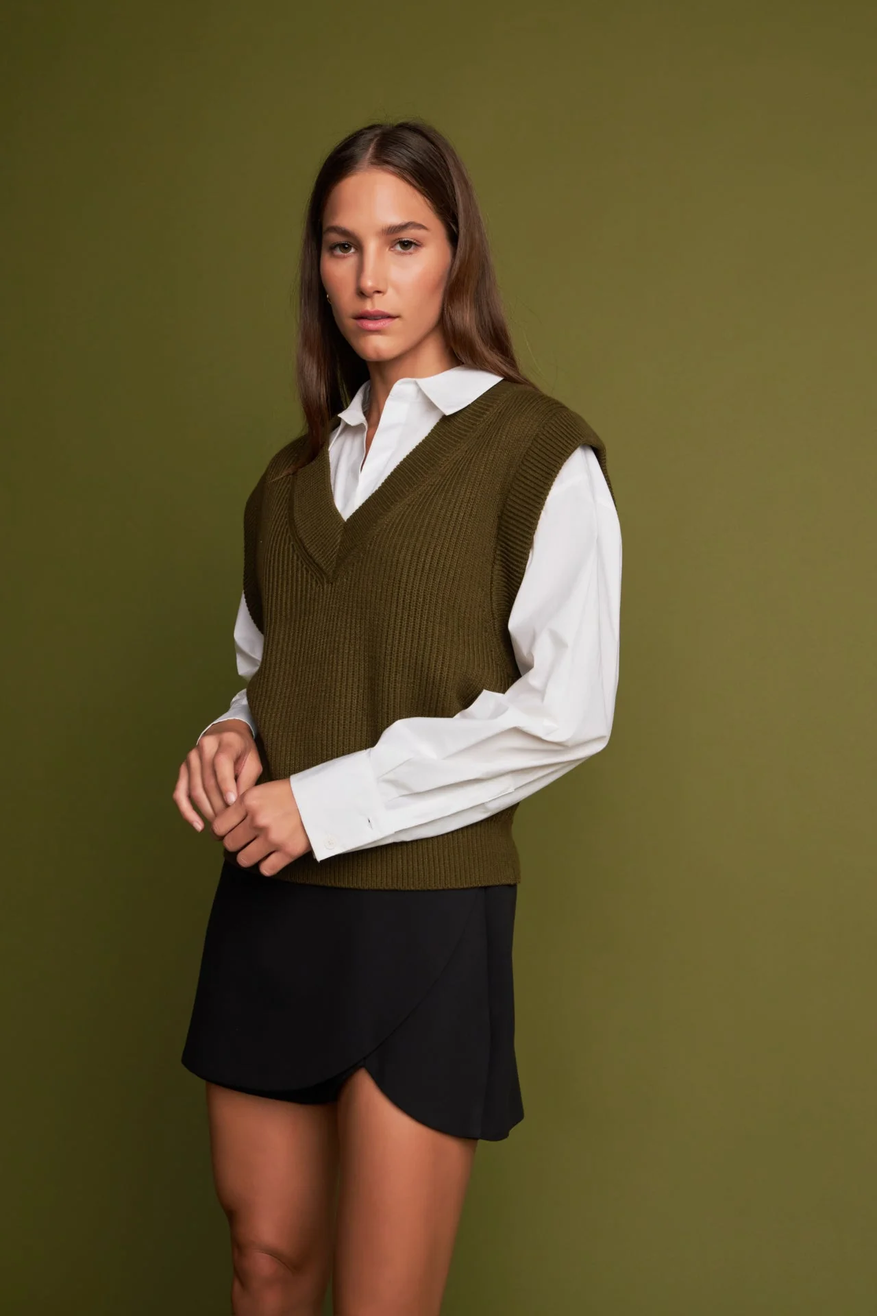 Oversized Sweater Vest - Image 10