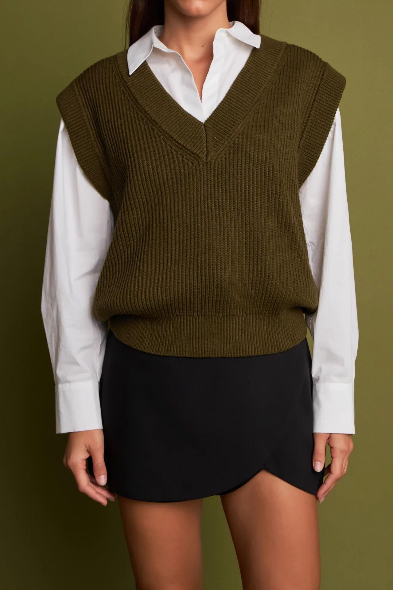 Oversized Sweater Vest - Image 17