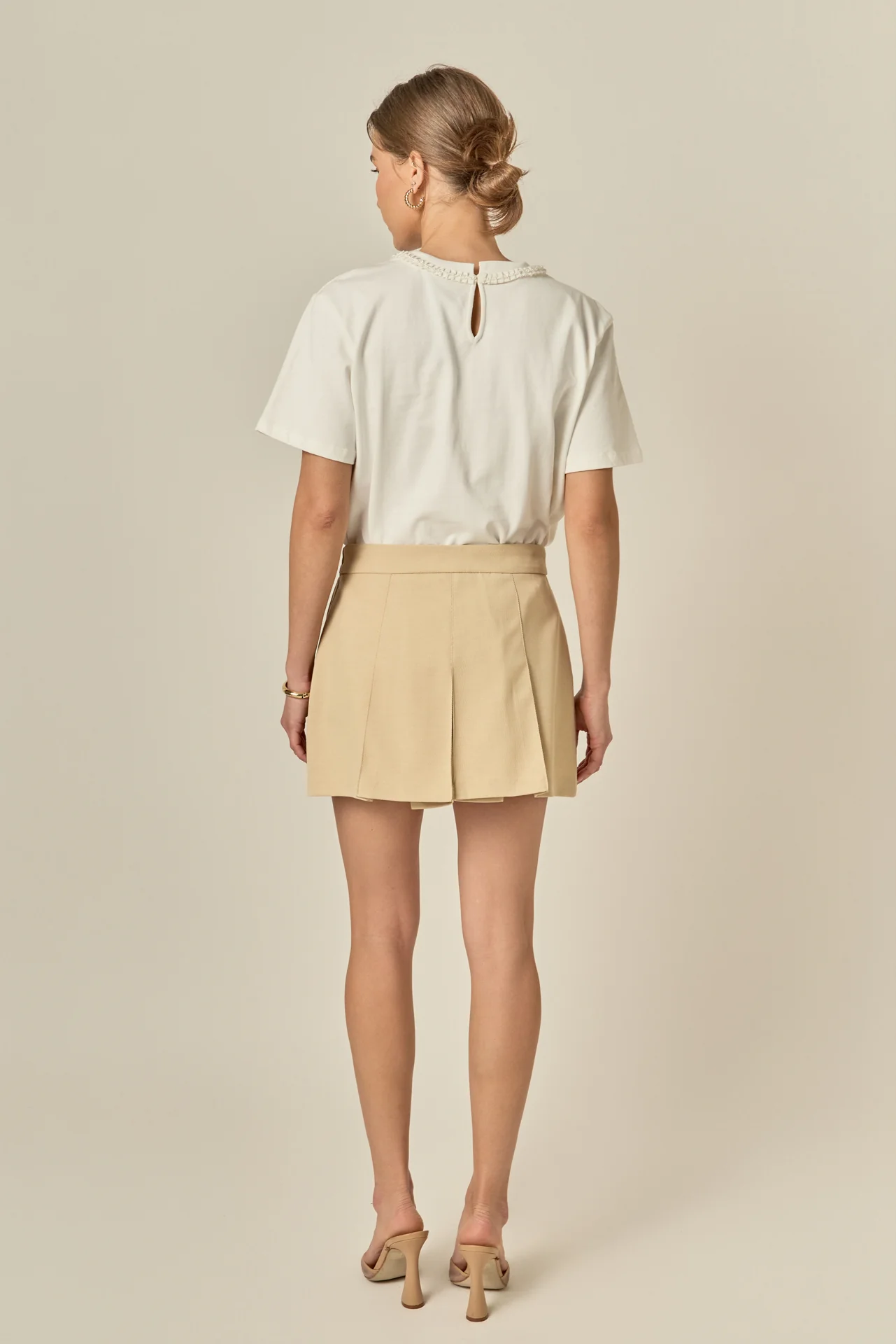 Pearl-Embellished Bow T-Shirt - Image 5