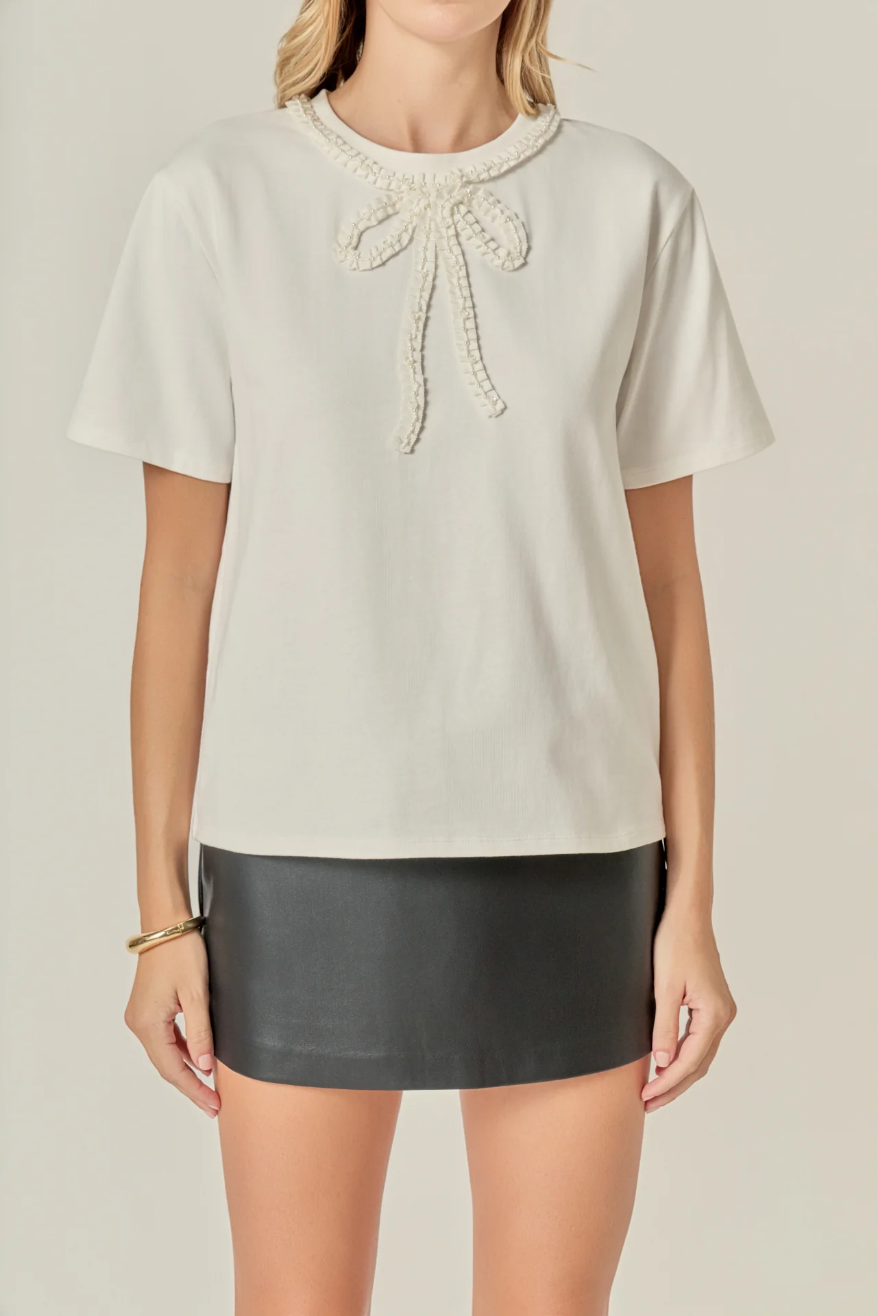 Pearl-Embellished Bow T-Shirt - Image 8