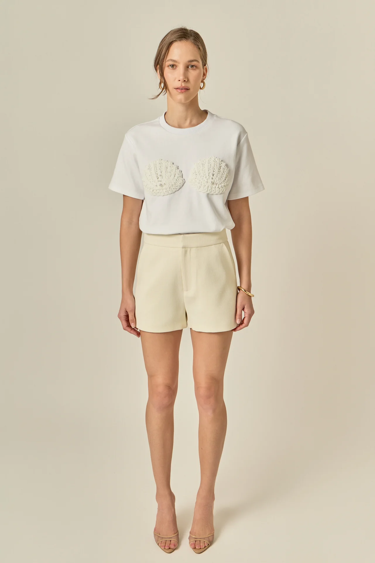 Pearl Seashell T-Shirt - Image 7