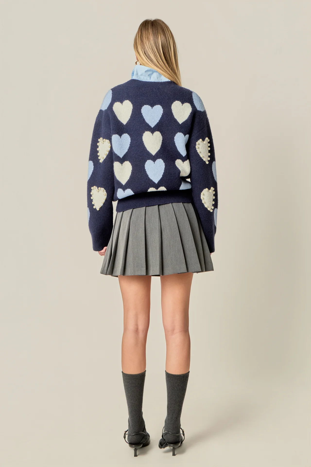 Pearl with Heart Pattern Sweater - Image 17