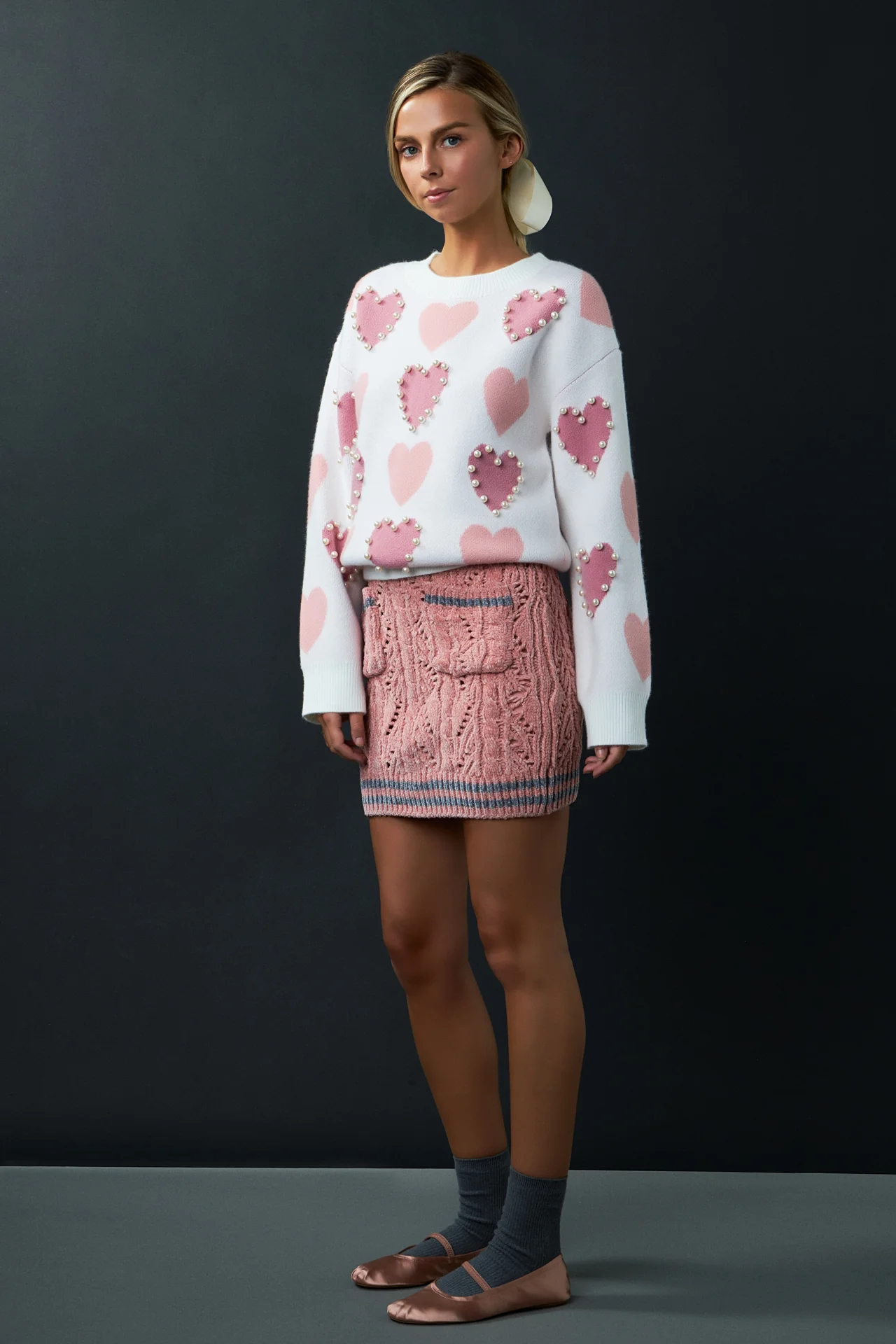 Pearl with Heart Pattern Sweater - Image 21