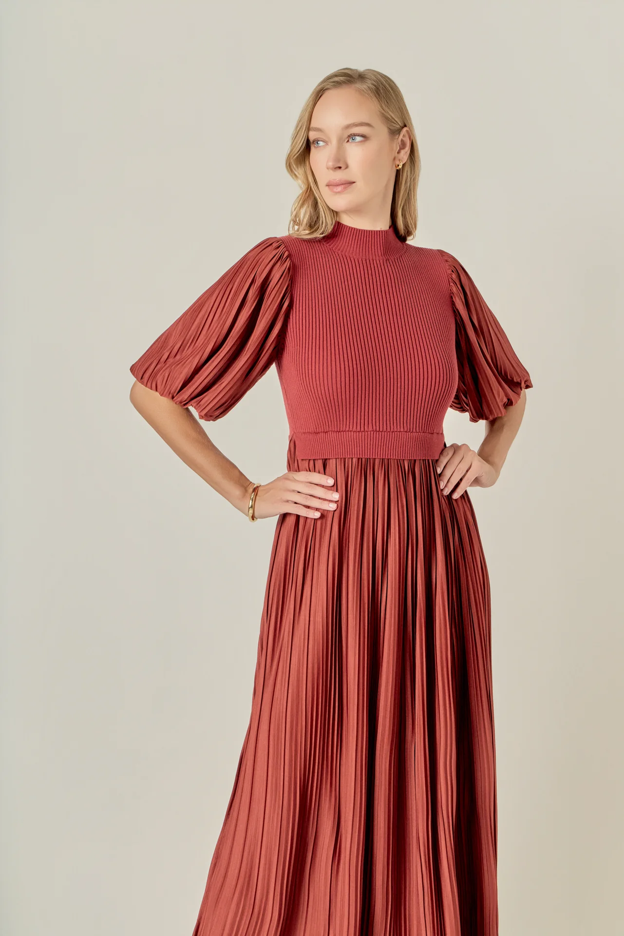 Pleated Mix Media Maxi Dress - Image 10