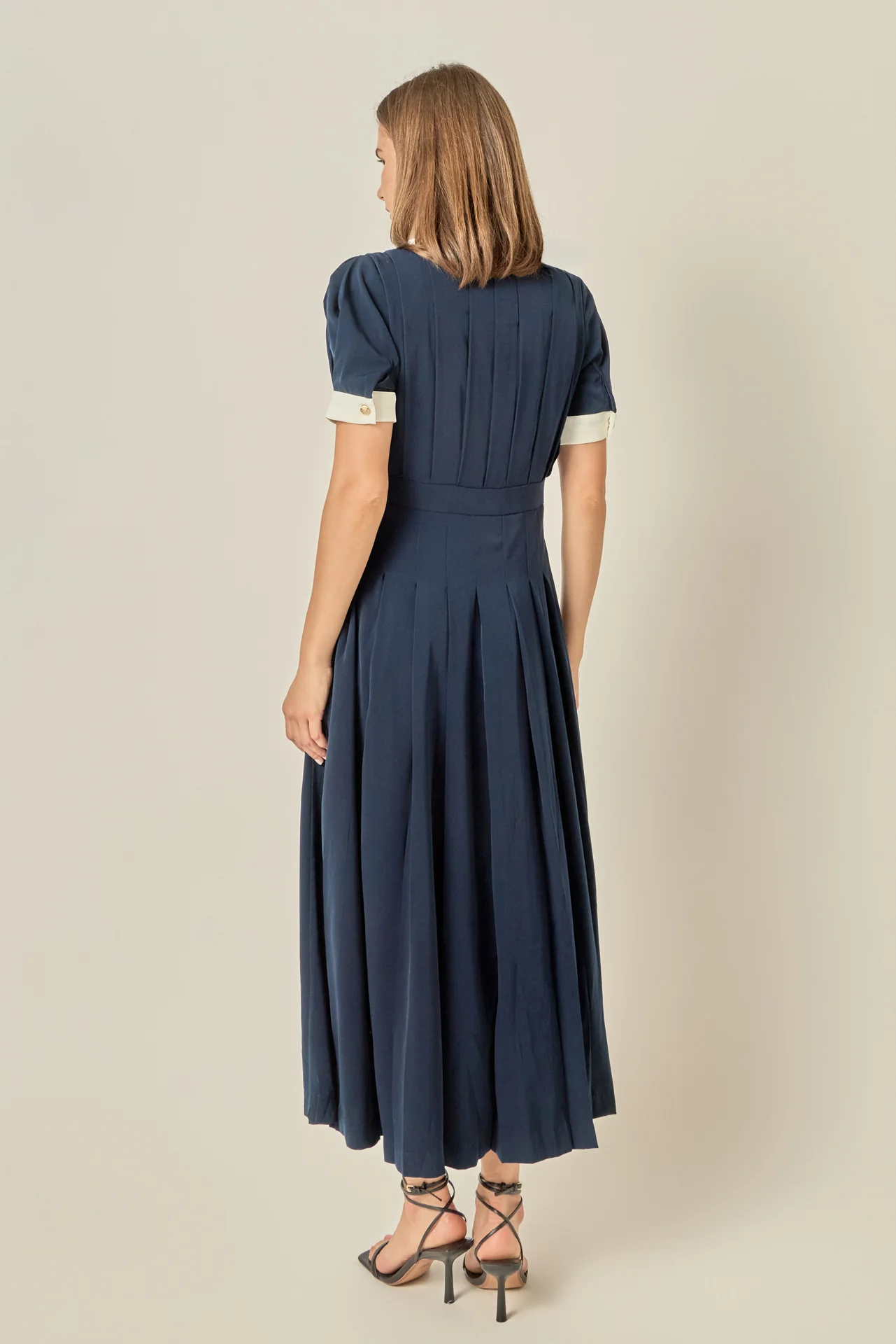 Luna Pleated Midi Dress - Image 4
