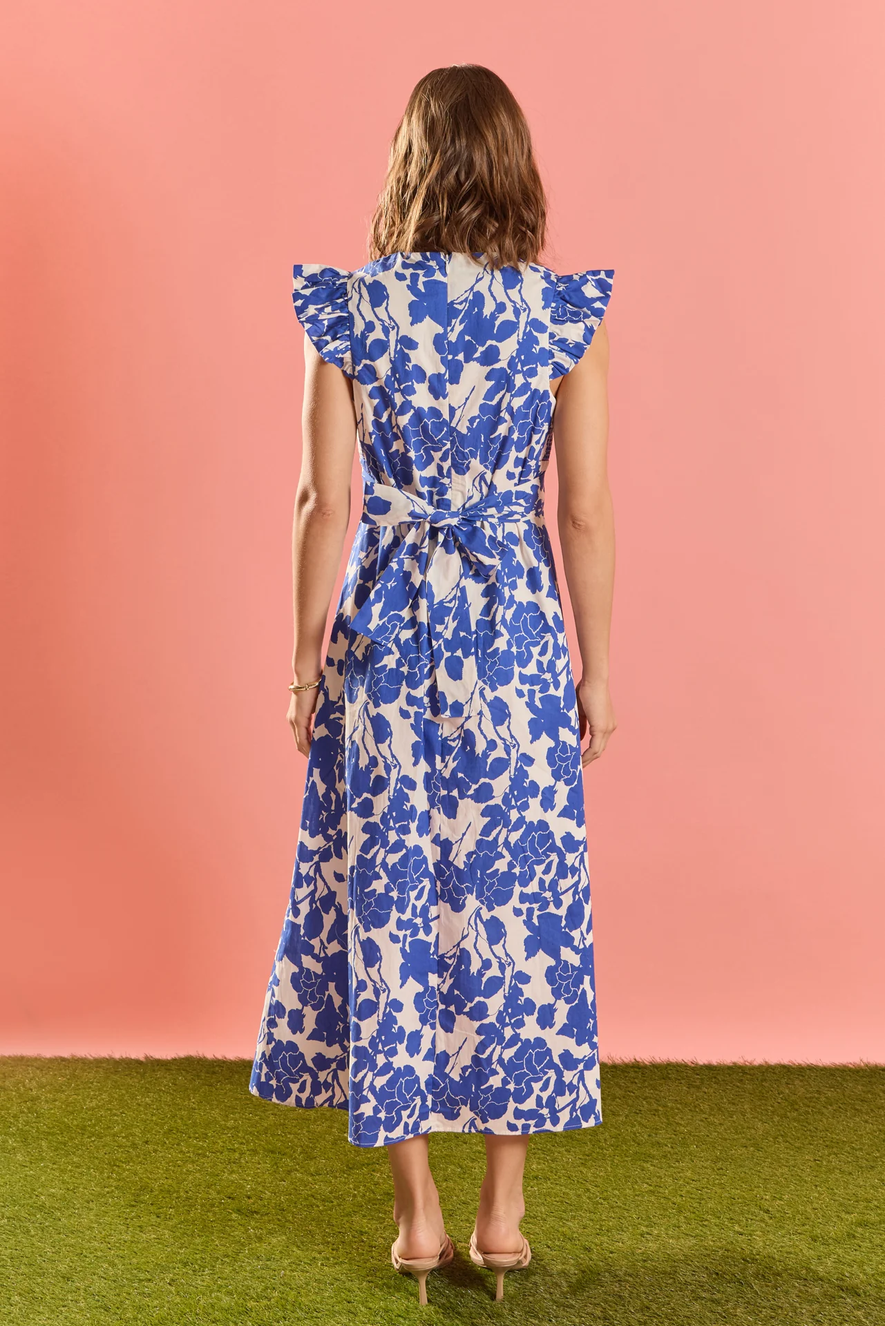 Floral Ruffle Shoulder Midi Dress - Image 4
