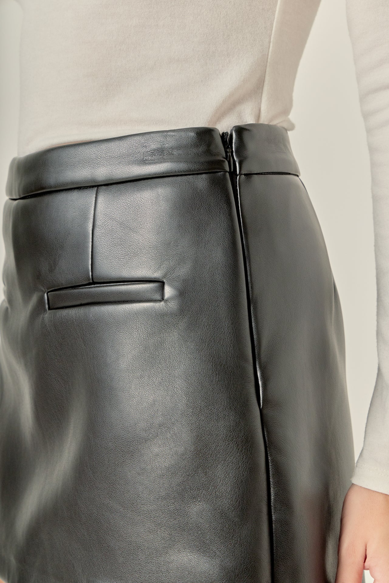 Pu Skorts - Image 12